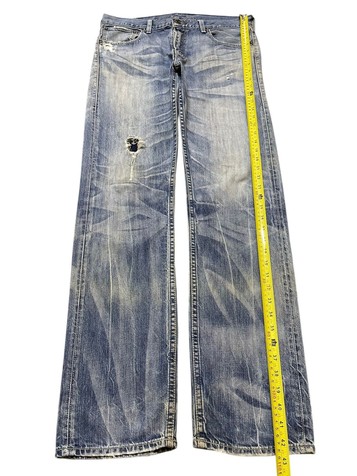 Levi's Vintage 90s Levis 202 Buckle Blue Faded Wash Style Jeans Size US 33 - 13 Thumbnail