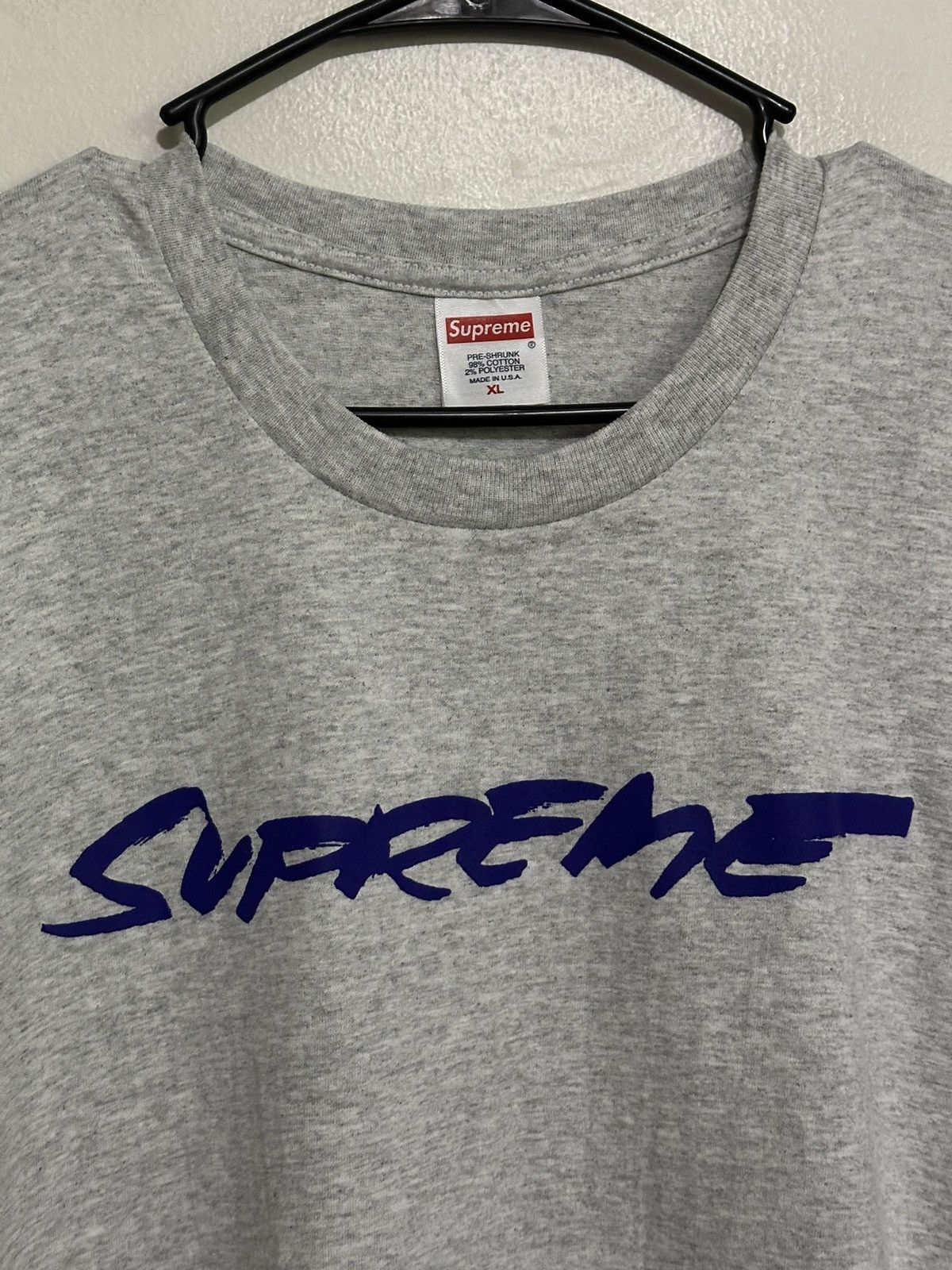 Supreme Supreme Futura Logo Tee Size US XL / EU 56 / 4 - 2 Thumbnail