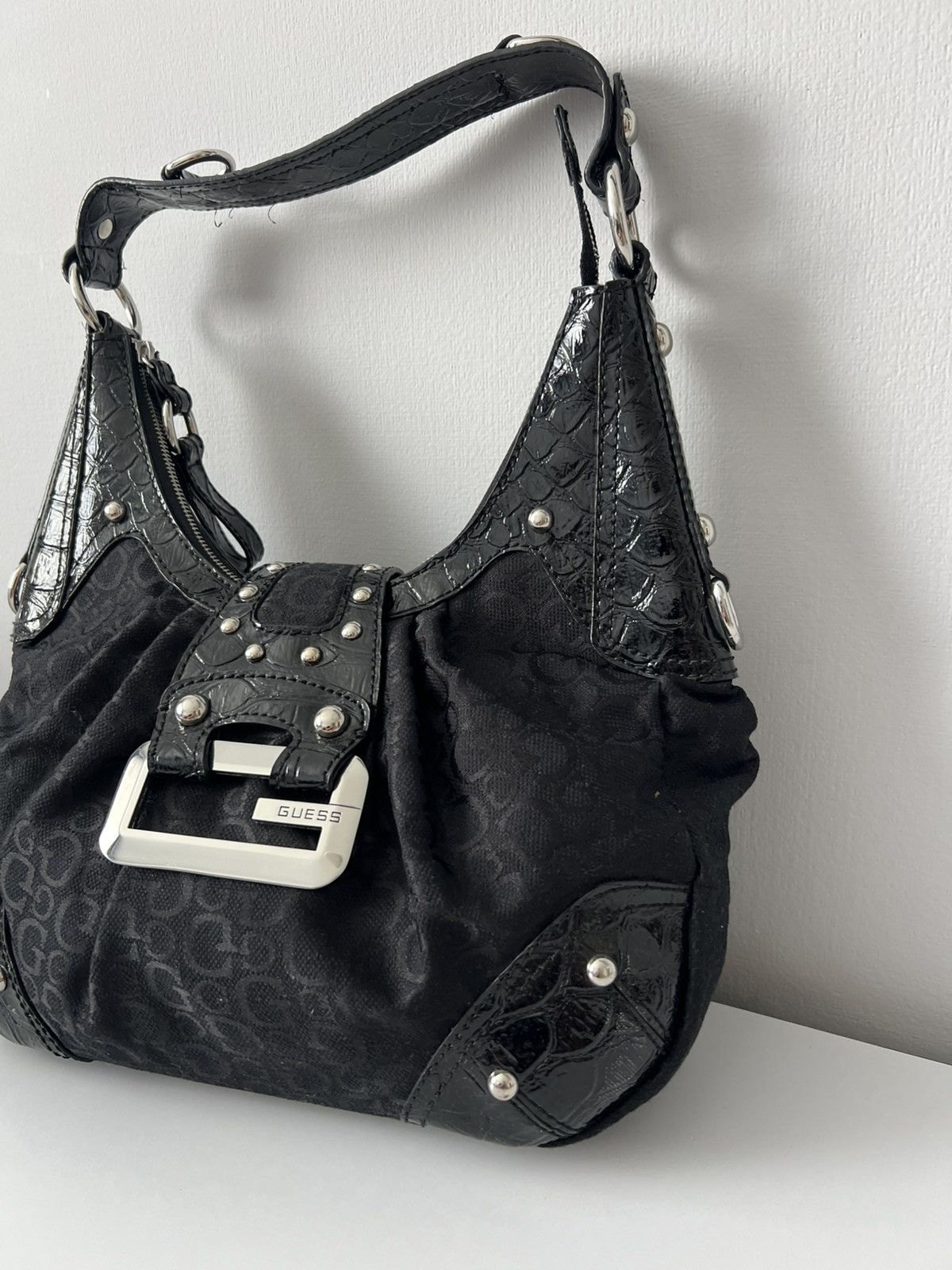 Guess vintage buckle logo bag baguette mini 00s Y2k Handbag