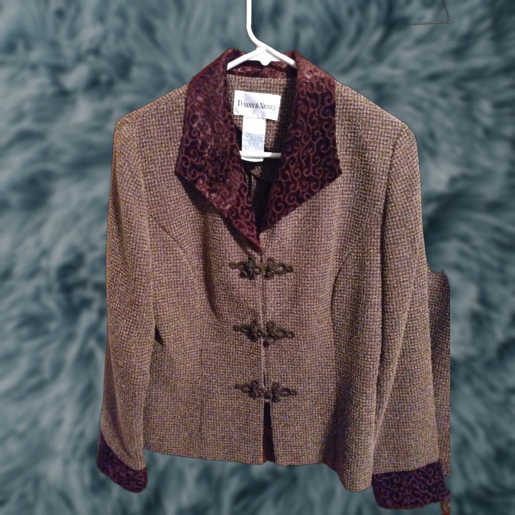Vintage VINTAGE Danny & Nicole Skirt Suit Poly Blend 32" Waist 38" Chest 1980s Adults Womens Brown 8 Stone-Gray? Size 24" / US 00 / IT 34 - 1 Thumbnail