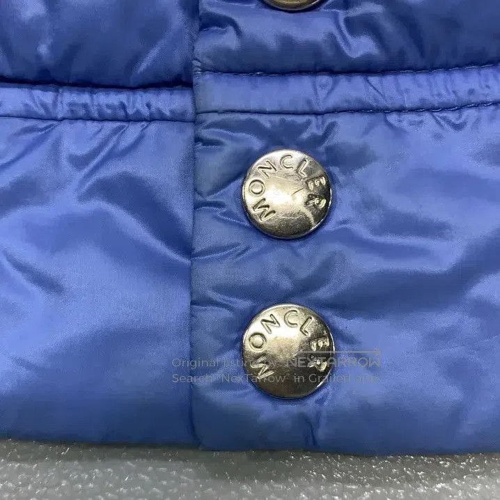 Moncler Moncler Kids Blue Solid Casual Puffer Jacket. Size US XXS / EU 40 - 6 Thumbnail