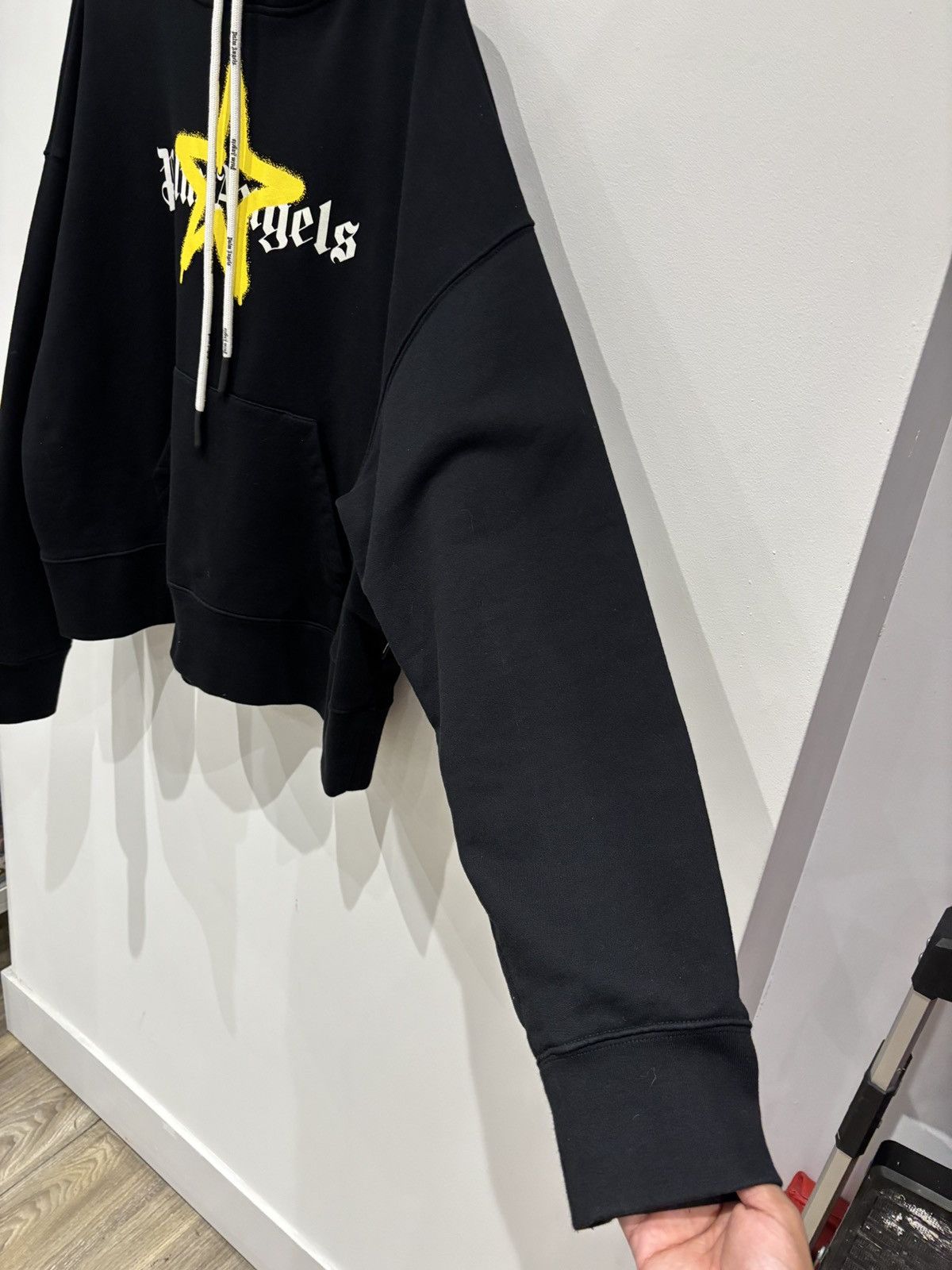 Palm Angels Palm Angels Star Sprayed Hoodie Black / Yellow Size: M Size US M / EU 48-50 / 2 - 4 Thumbnail