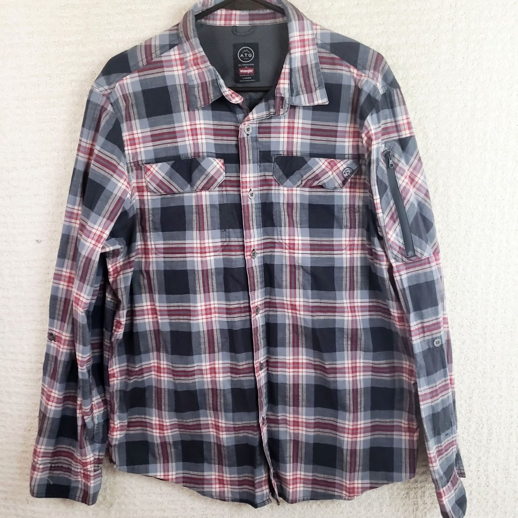 Wrangler VINTAGE Wrangler ATG Mens L Red Grey Button Up Long Sleeve Vented Shirt Plaid Slv Pocket Size US L / EU 52-54 / 3 - 2 Thumbnail