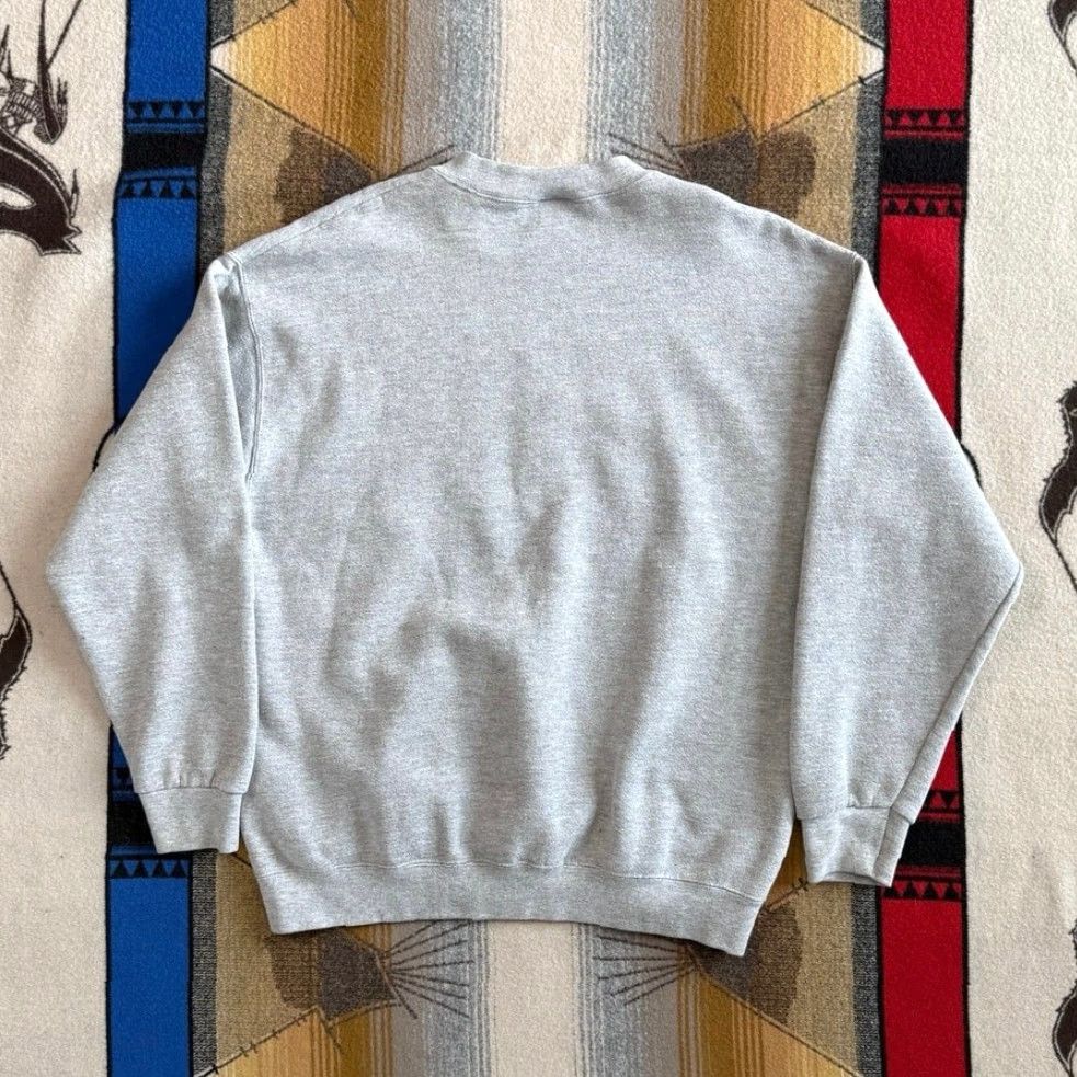 Disney VINTAGE Disney Walt Disney World Mickey Mouse Crewneck Sweatshirt Men L Gray Crew Neck Sweatshirt Mickey Mouse 90s Disney Cartoon Solid Groupings? Size US L / EU 52-54 / 3 - 6 Thumbnail