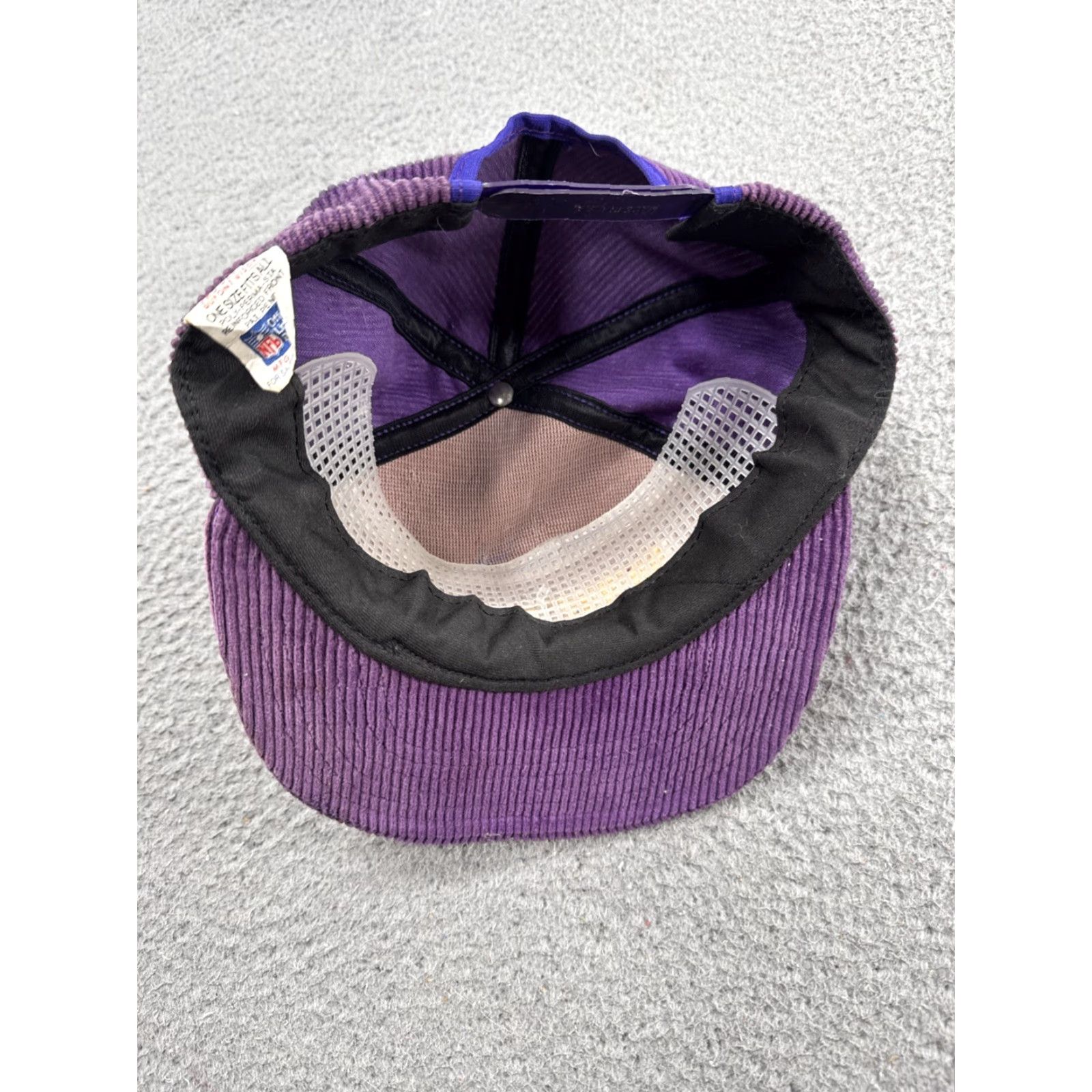 New Era VINTAGE Minnesota Vikings Corduroy Snapback Hat Cap NFL New Era Purple USA Cap Adjustable Boys Mens Womens Size ONE SIZE - 5 Thumbnail