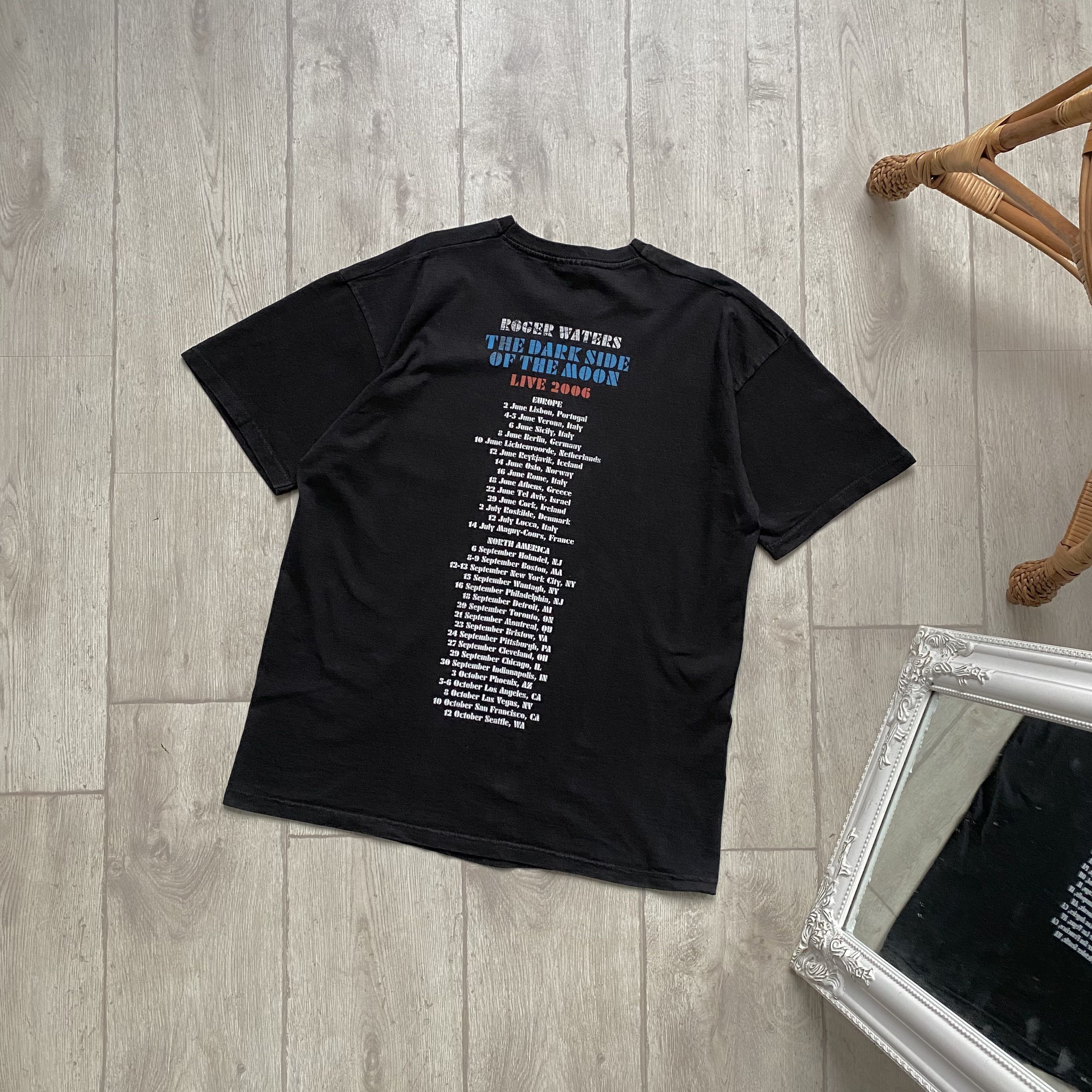 Band Tees Pink Floyd Roger Waters 2006 World Tour Tee Dark Side Moon Size US M / EU 48-50 / 2 - 2 Thumbnail