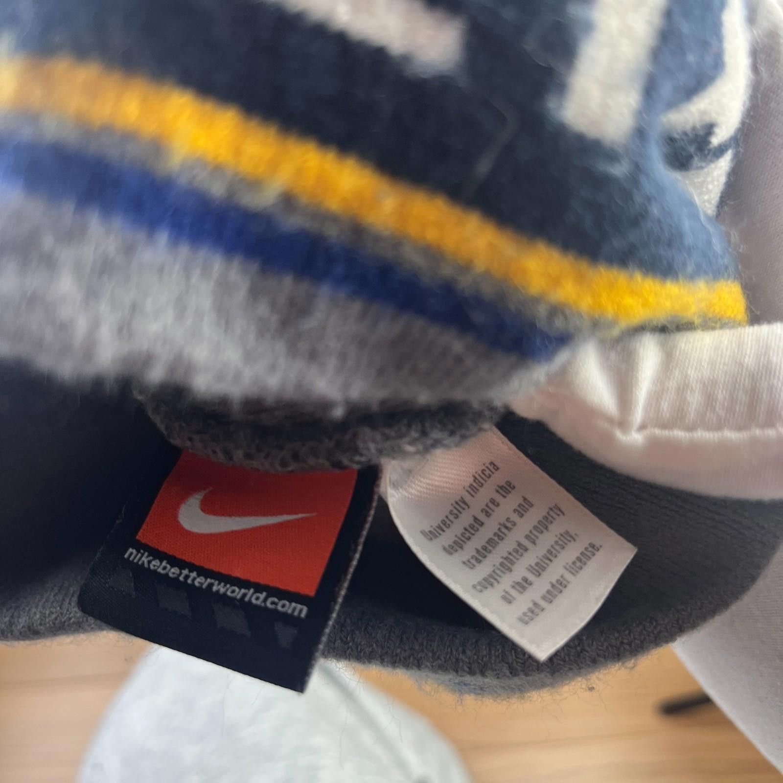 Nike Vintage Nike Marquette University Swoosh Hat Beanie Size ONE SIZE - 4 Thumbnail