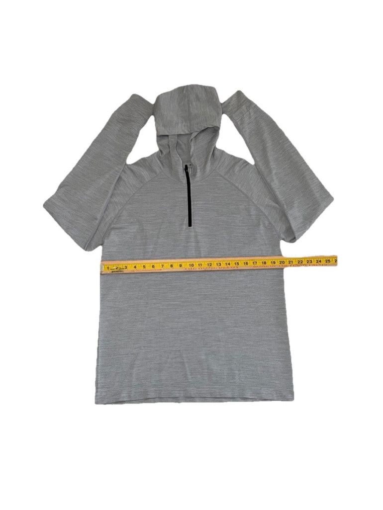 Fabletics FABLETICS THE TRAINING DAY QUARTER ZIP HOODIE GREY SZ LARGE Size US L / EU 52-54 / 3 - 2 Thumbnail