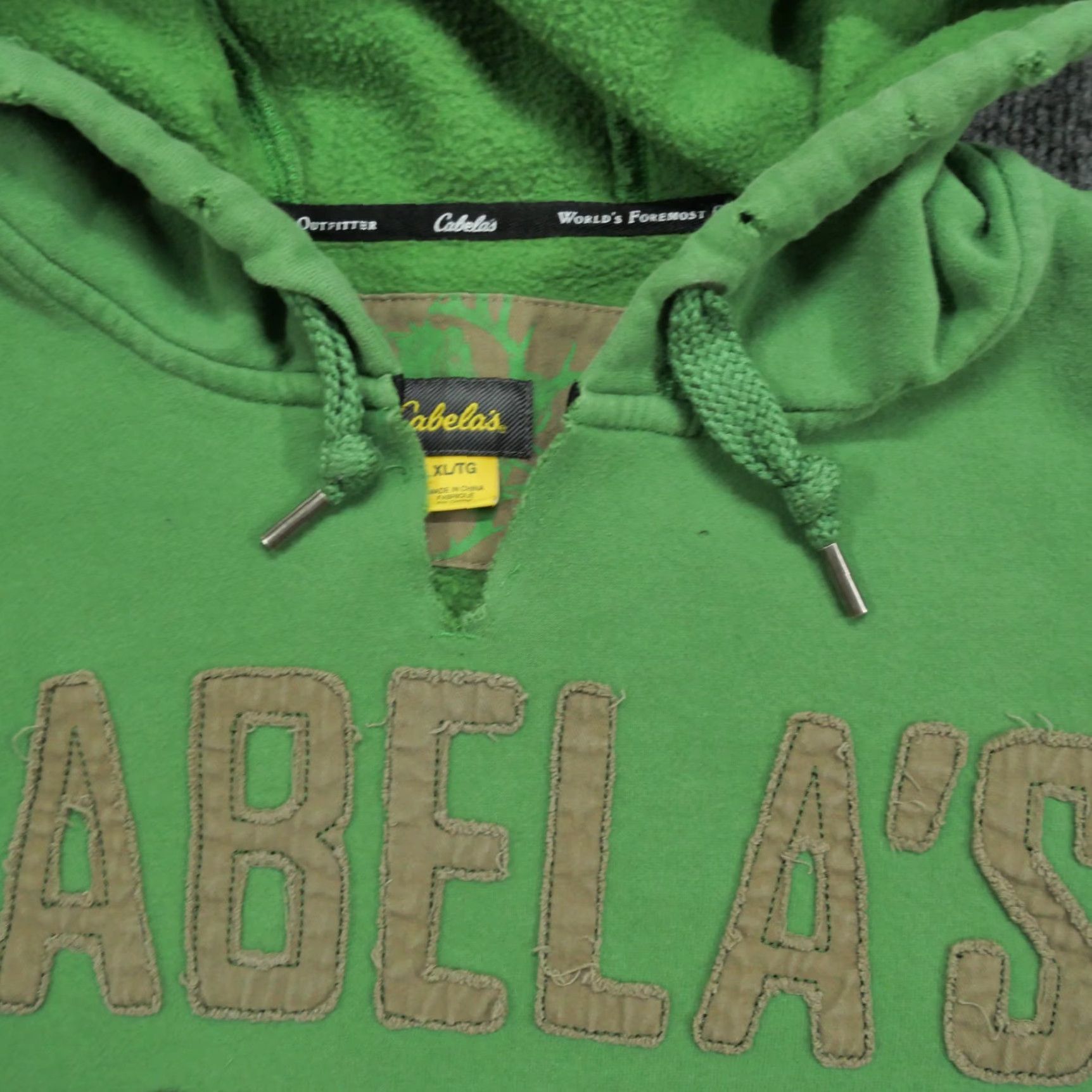 Vintage Cabela's Hoodie Adult XL Green Pullover Distressed Logo Mens Sweatshirt Size US XL / EU 56 / 4 - 4 Thumbnail