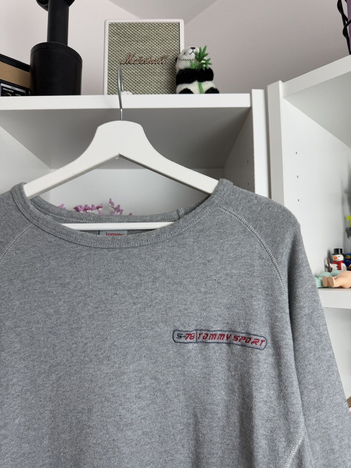 Tommy Hilfiger × Vintage Vintage 90s Tommy Hilfiger sport baggy longsleeve t-shirt XL Size US XL / EU 56 / 4 - 3 Thumbnail