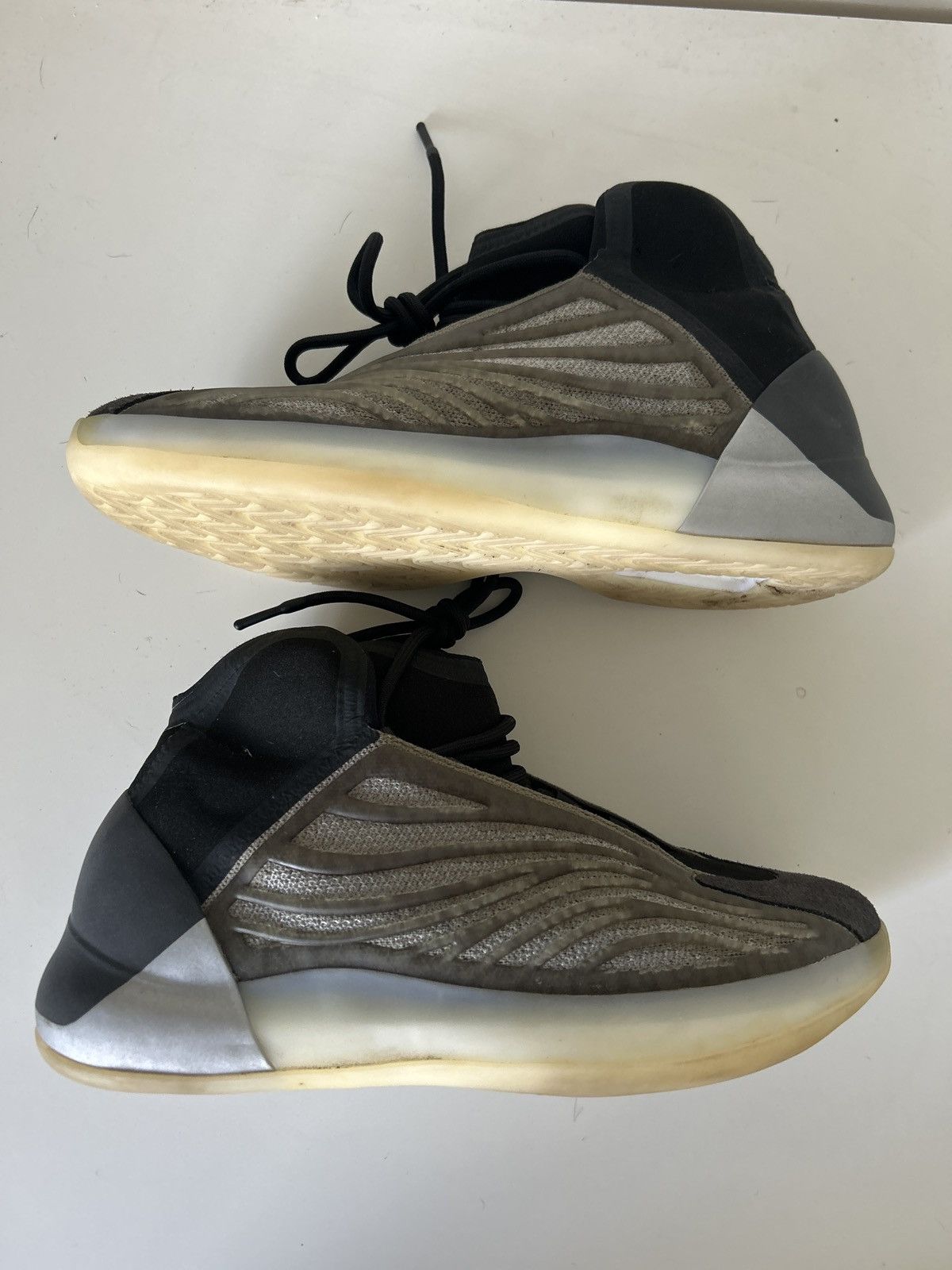 Adidas × Kanye West Adidas Yeezy QNTM Barium Size 11.5 Size US 11.5 / EU 44-45 - 10 Thumbnail