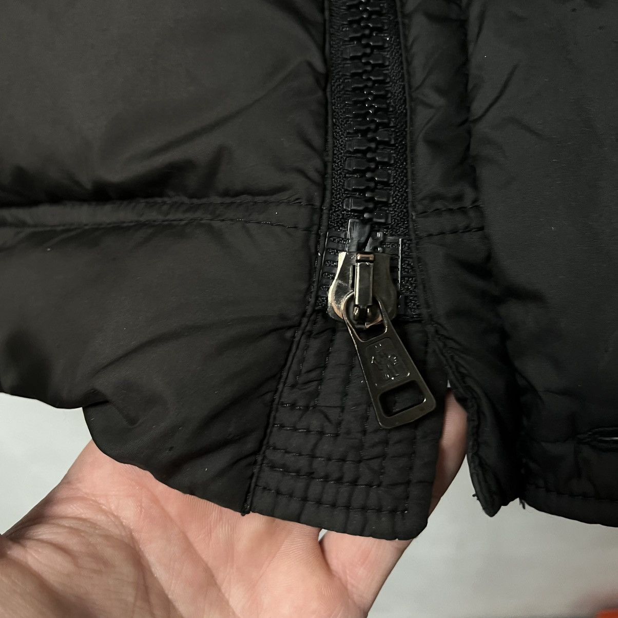Moncler Moncler Puffer Jacket Big Logo Size US S / EU 44-46 / 1 - 8 Thumbnail