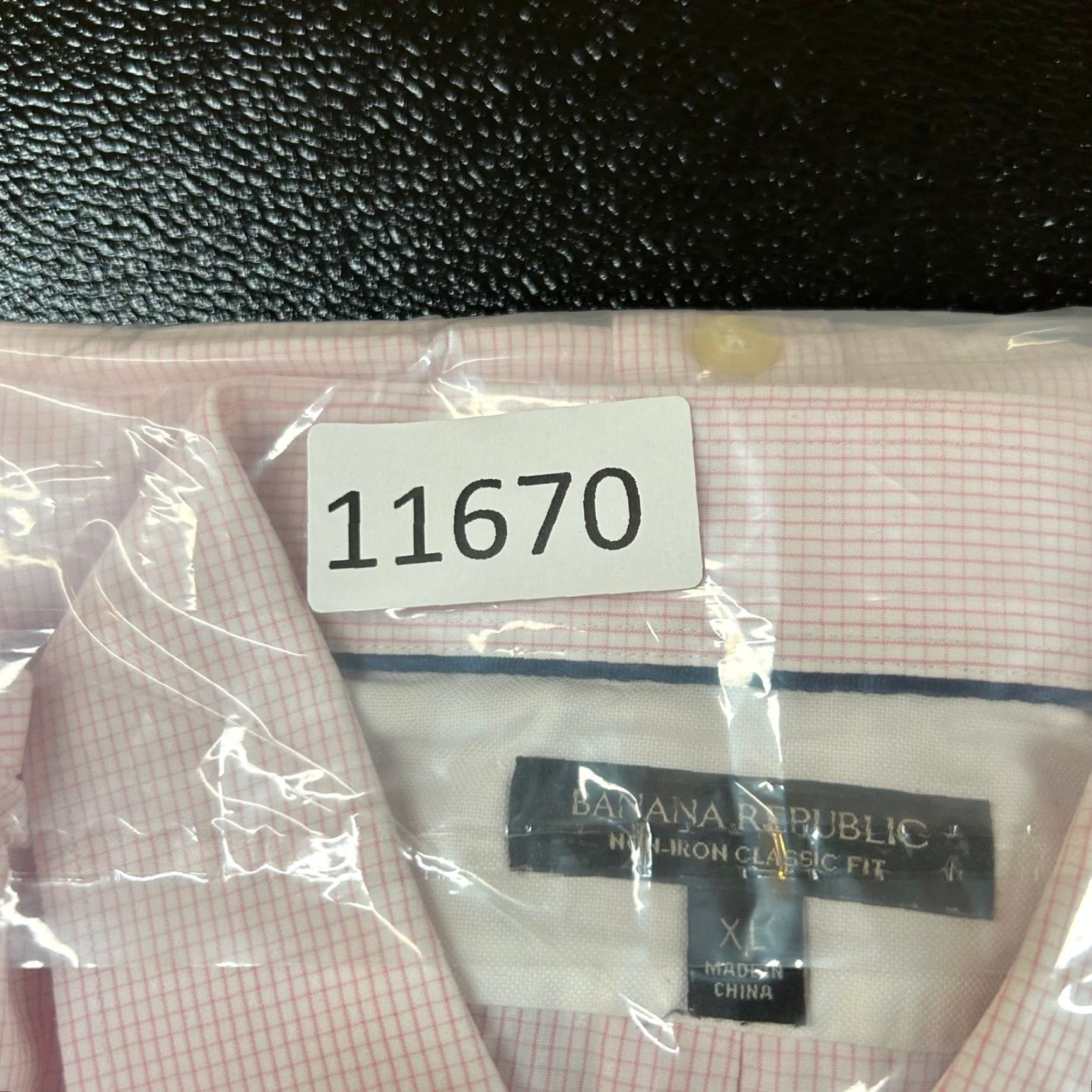 Banana Republic VINTAGE Banana Republic Dress Shirt Pink Check Mens XL Non-Iron Classic Fit Button-Up Long Sleeve Size 46R - 8 Thumbnail