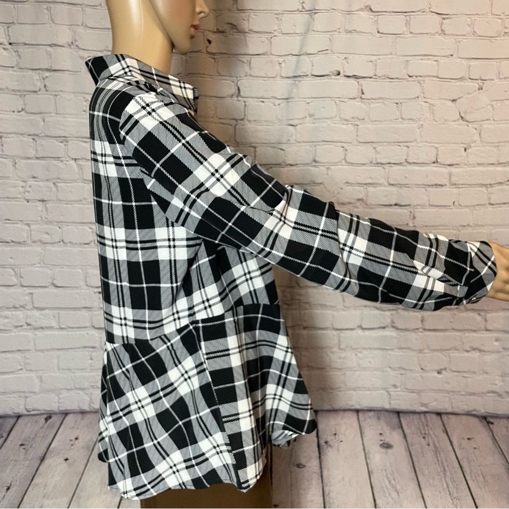 Other New Susan Graver Printed Stretch Woven Button-Front Asymmet Size S / US 4 / IT 40 - 3 Thumbnail