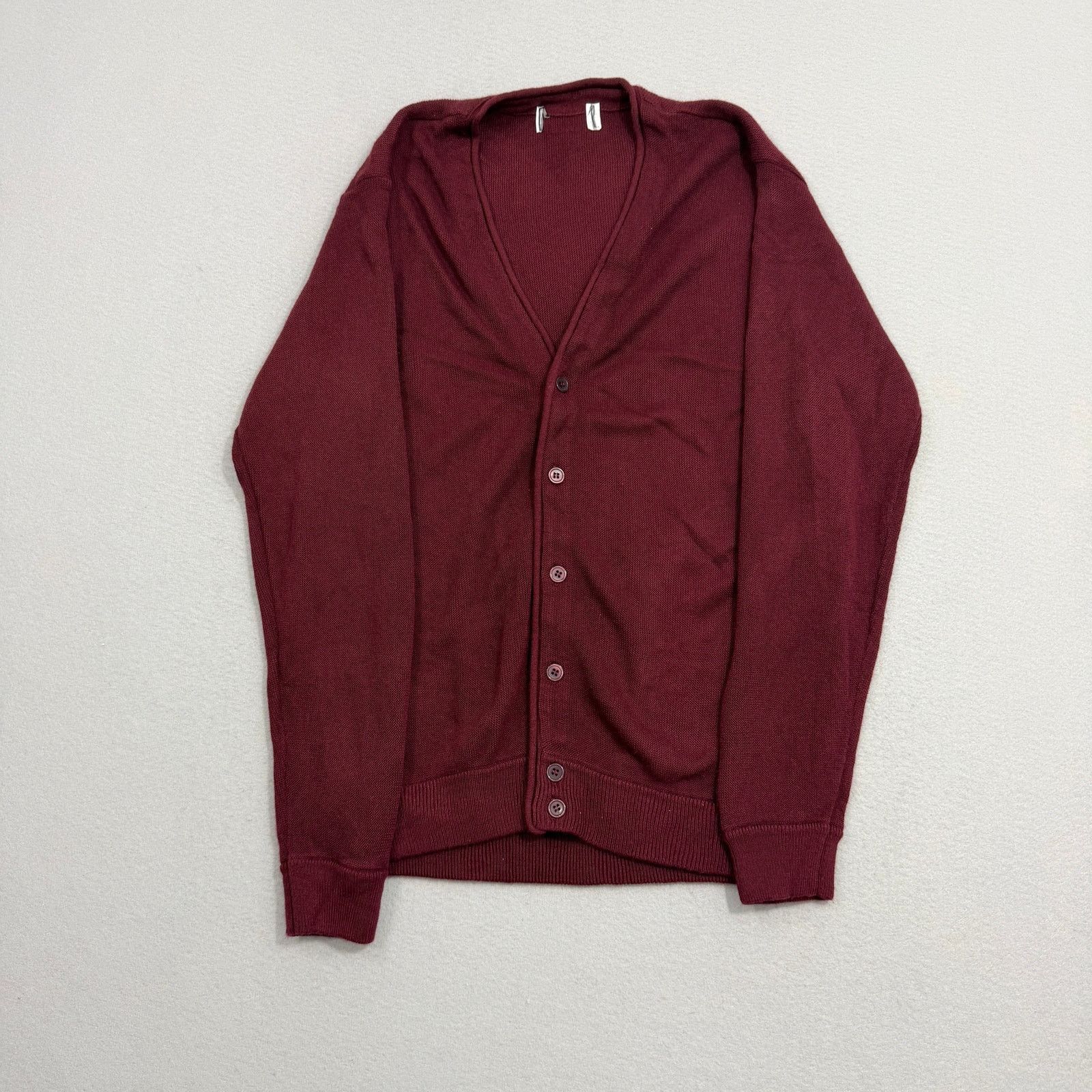 Vintage Vintage Geometric Knit Cardigan Sweater Men's Large Red Size US L / EU 52-54 / 3 - 1 Thumbnail