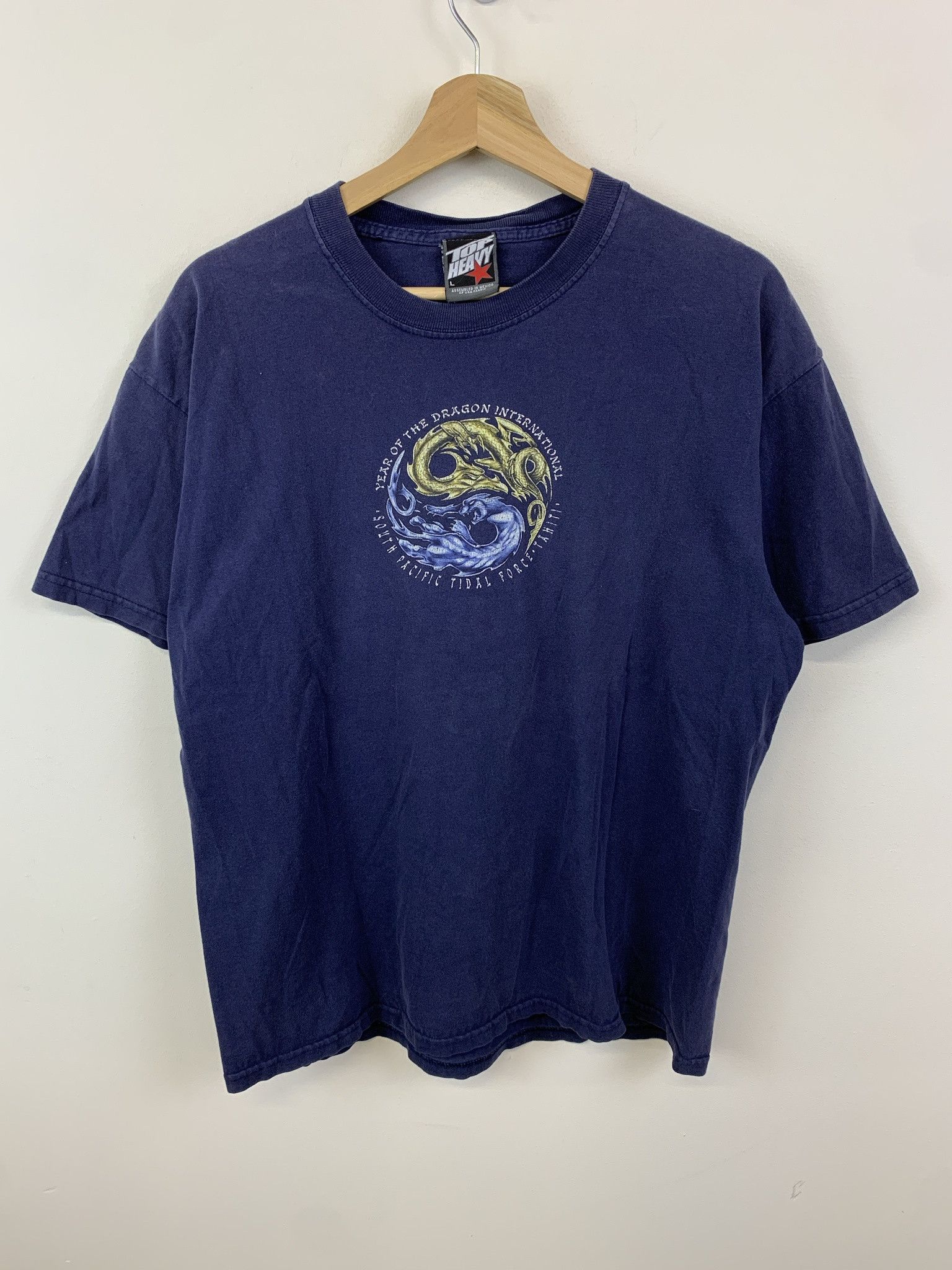 Vintage Vintage Dragon Puma Year of the Dragon Top Heavy 2000s Tee Shirt Size L Size US L / EU 52-54 / 3 - 1 Thumbnail