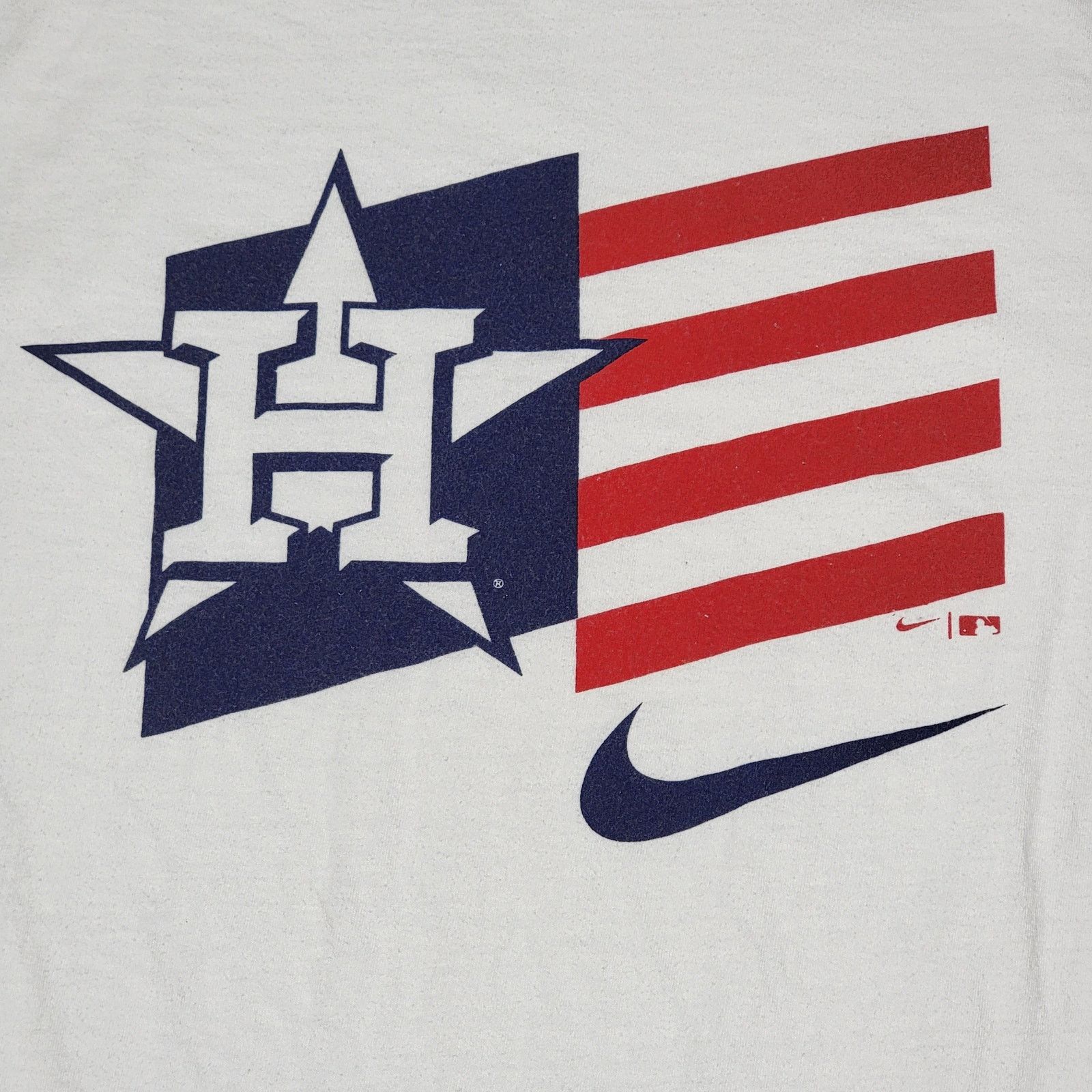 Nike Nike White Unisex Tee Houston Astros American Flag -Size XXL Size US XXL / EU 58 / 5 - 2 Thumbnail