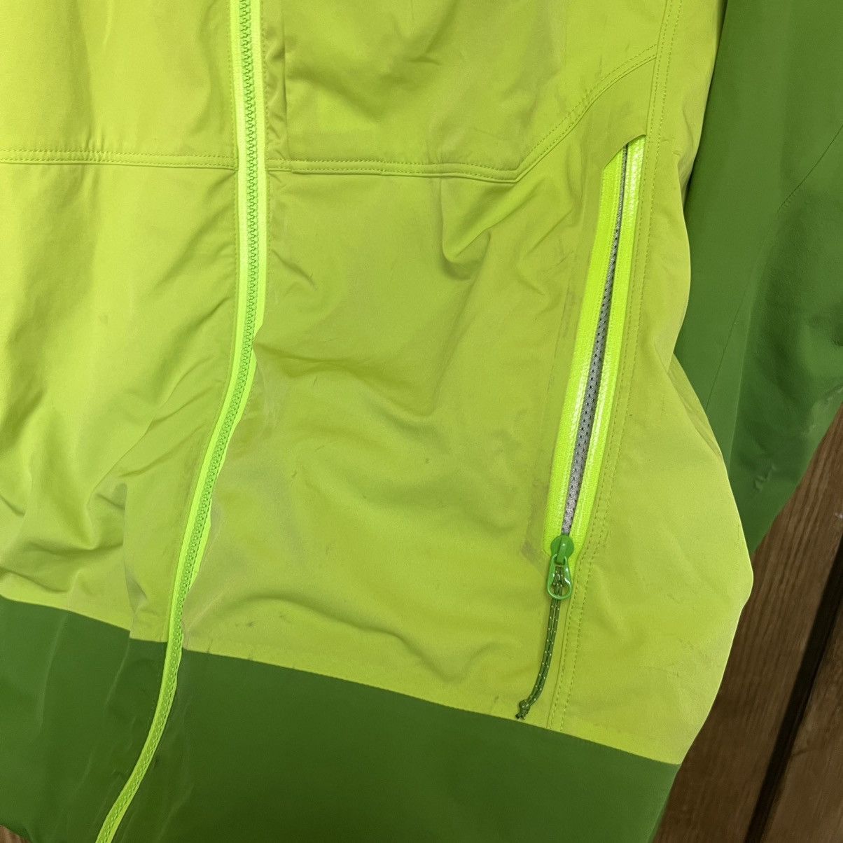 Arc'teryx Men's Arcteryx Beta Gore Tex Jacket Gorpcore Size US S / EU 44-46 / 1 - 10 Thumbnail