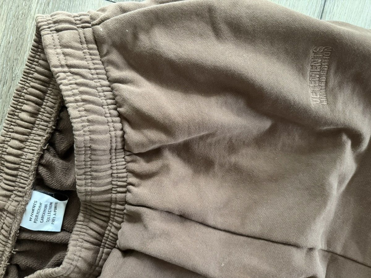 Vetements Vetements Brown Sweatpants Size US 34 / EU 50 - 6 Thumbnail