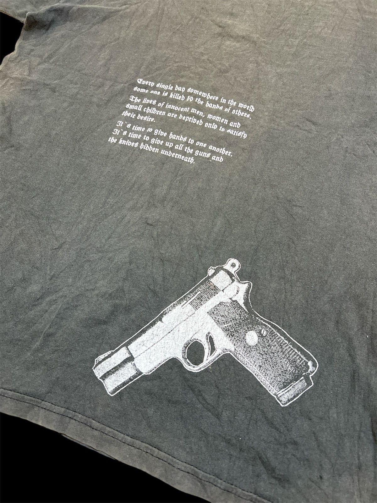 Japanese Brand Vintage Distressed 90s Japanese Streetwear Haight guns tee Size US L / EU 52-54 / 3 - 8 Thumbnail