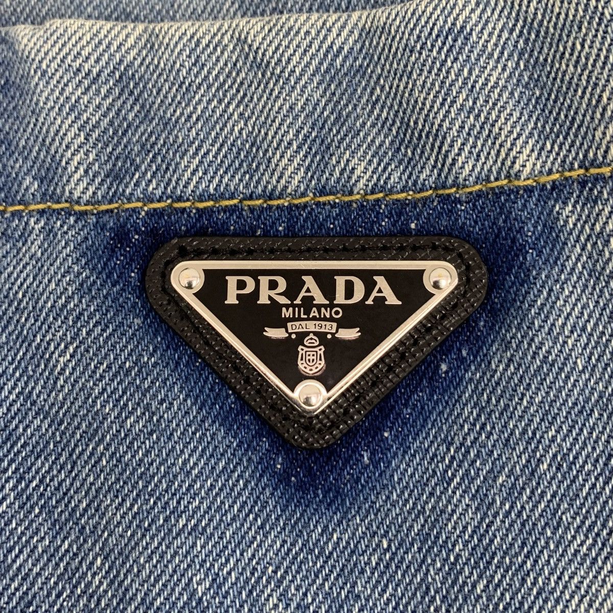 Prada Prada Blue Gradient Logo Triangle Long Sleeve Shirt K26WX Size US M / EU 48-50 / 2 - 5 Thumbnail