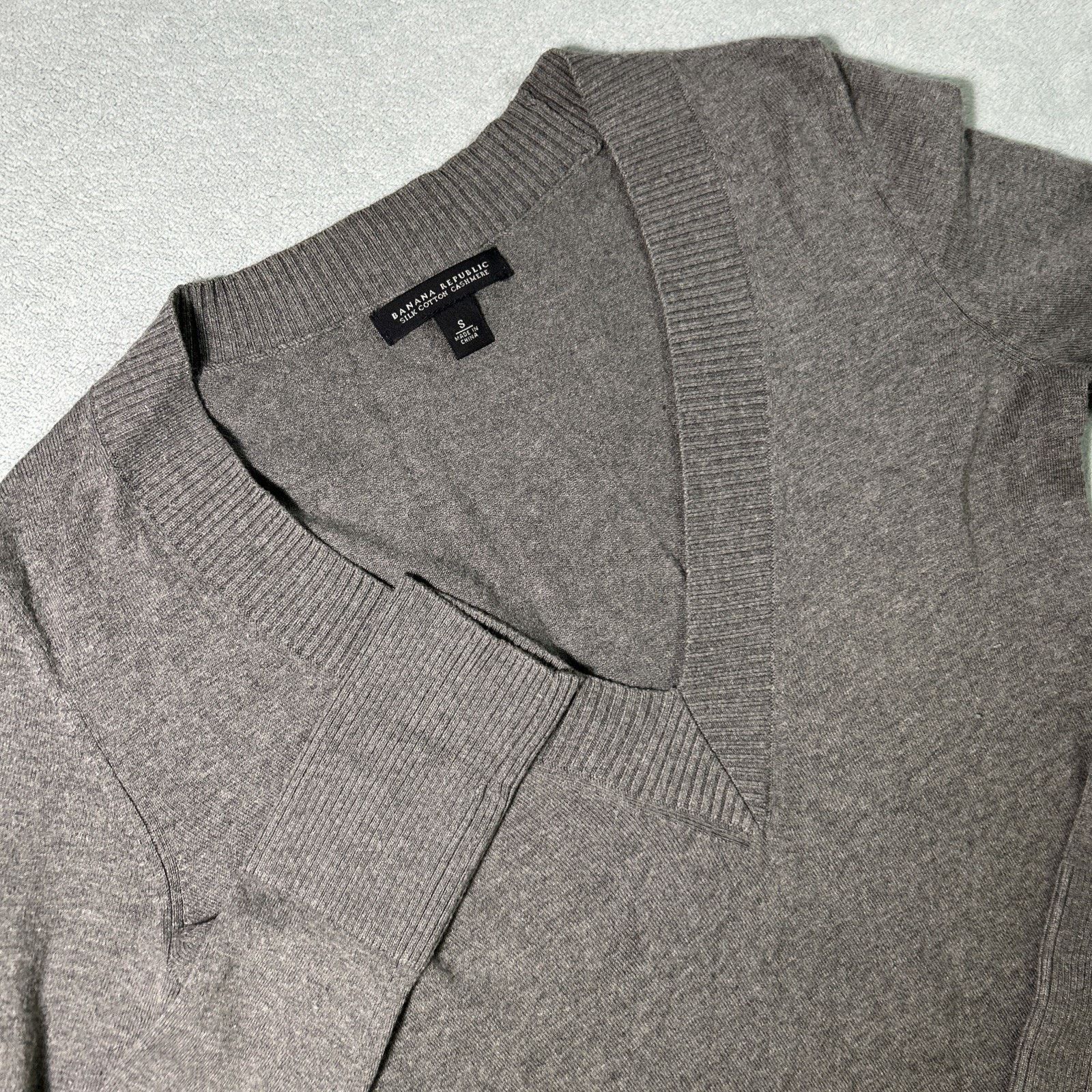 Banana Republic Luxury Blend Wool Silk Cashmere Cable Knit Sweater Small Size S / US 4 / IT 40 - 6 Thumbnail
