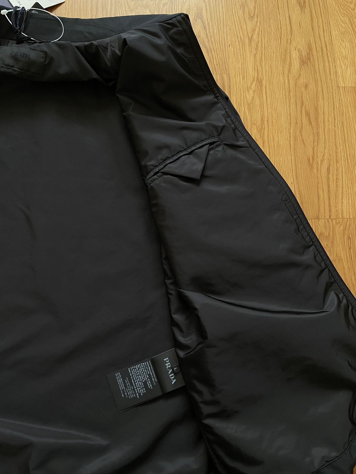 Prada Prada Polyester Shirt Light Jacket Size US L / EU 52-54 / 3 - 5 Thumbnail