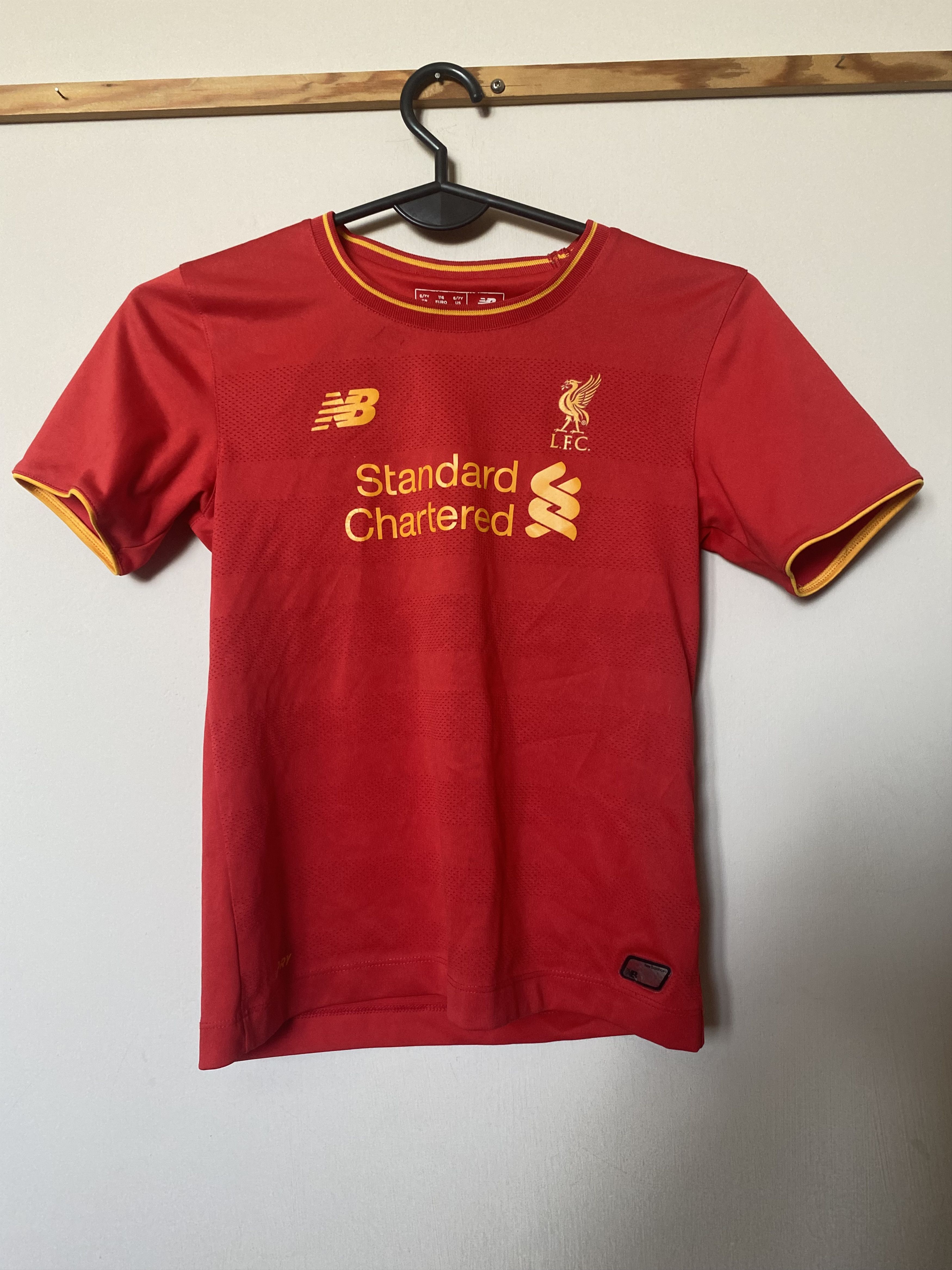 New Balance LIVERPOOL F.C. 2016 - 2017 - New Balance - kids - 116 Size US XXS / EU 40 - 1 Thumbnail