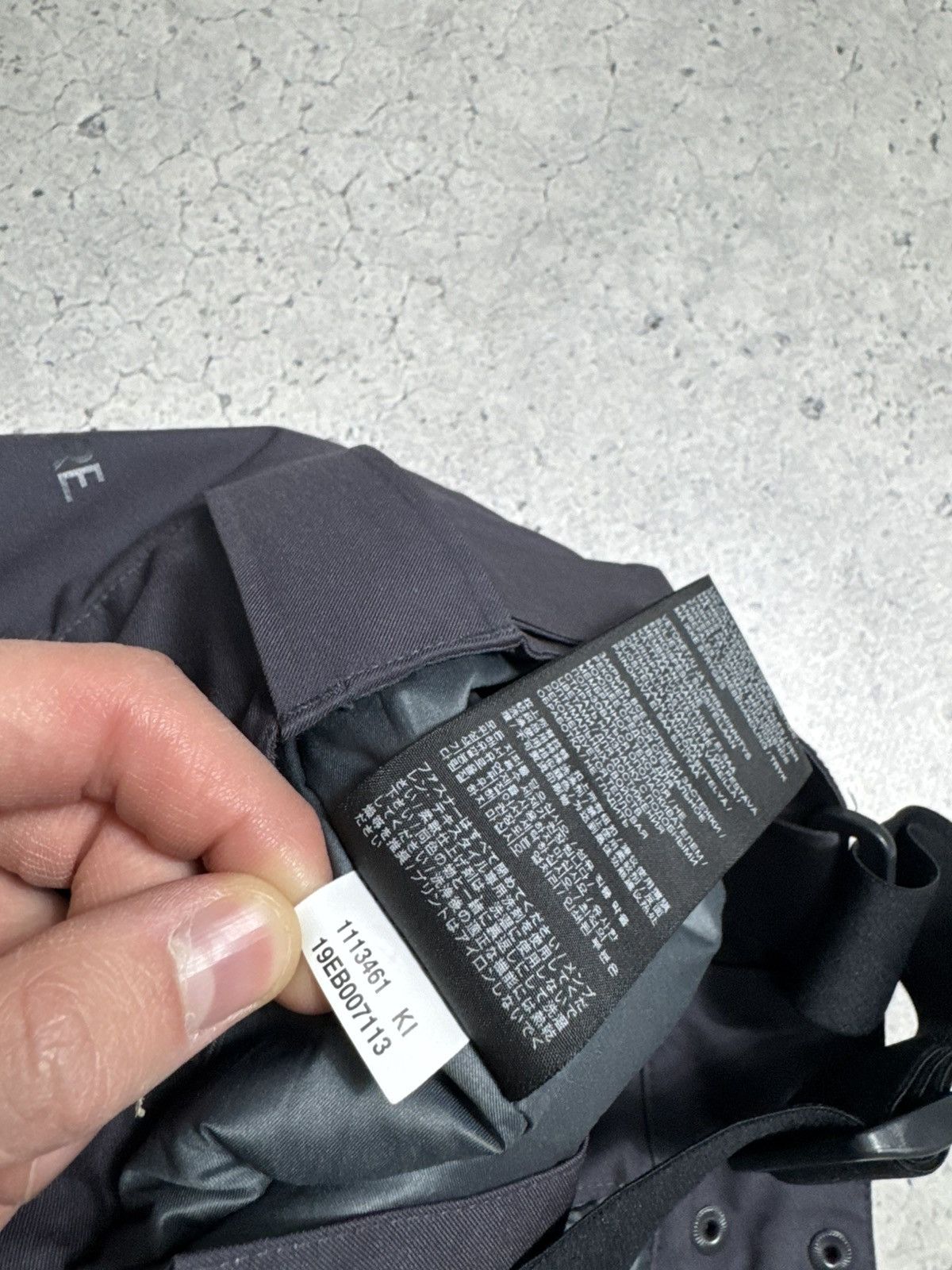 Jack Wolfskin Jack Wolfskin New Ski Pants Gore-Tex Outdoor Size US 32 / EU 48 - 13 Thumbnail
