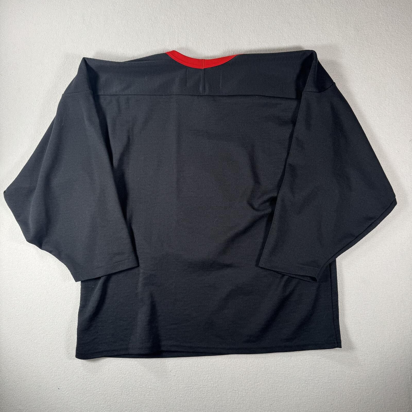 Nike Vintage 2000s Team Canada Nike Black Red Maple Hockey Jersey Size US L / EU 52-54 / 3 - 2 Thumbnail