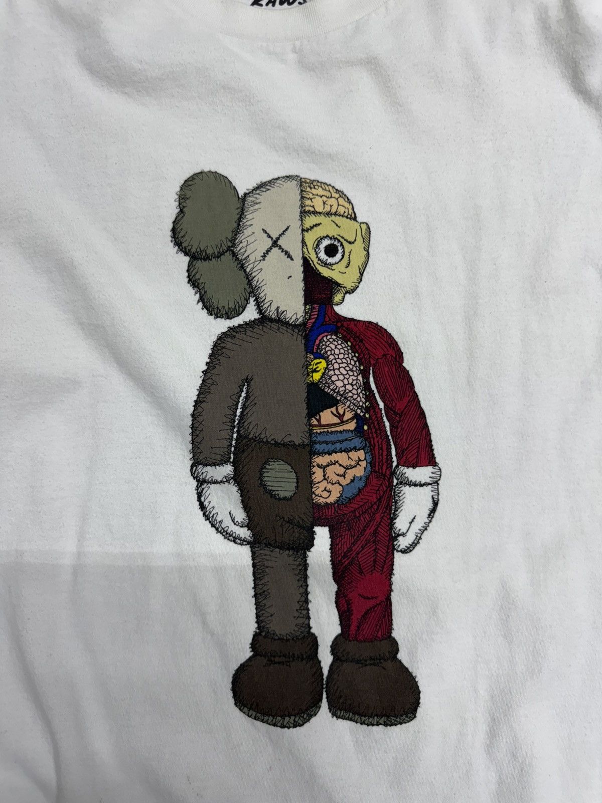 Kaws Kaws T-Shirt Size US XL / EU 56 / 4 - 2 Thumbnail