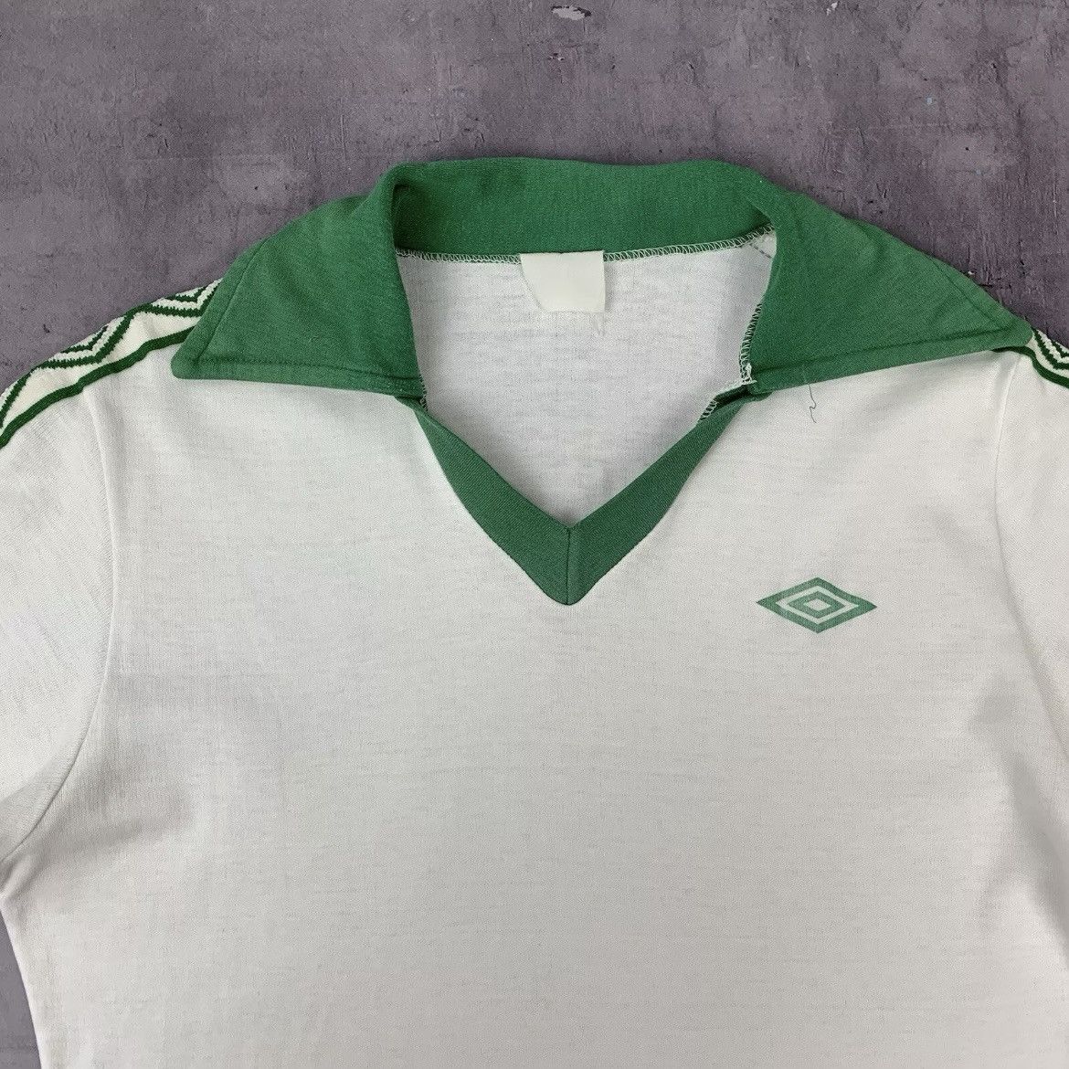 Umbro Rare! Umbro Soccer Jersey Shirt 80s Celtic? Size US M / EU 48-50 / 2 - 10 Thumbnail