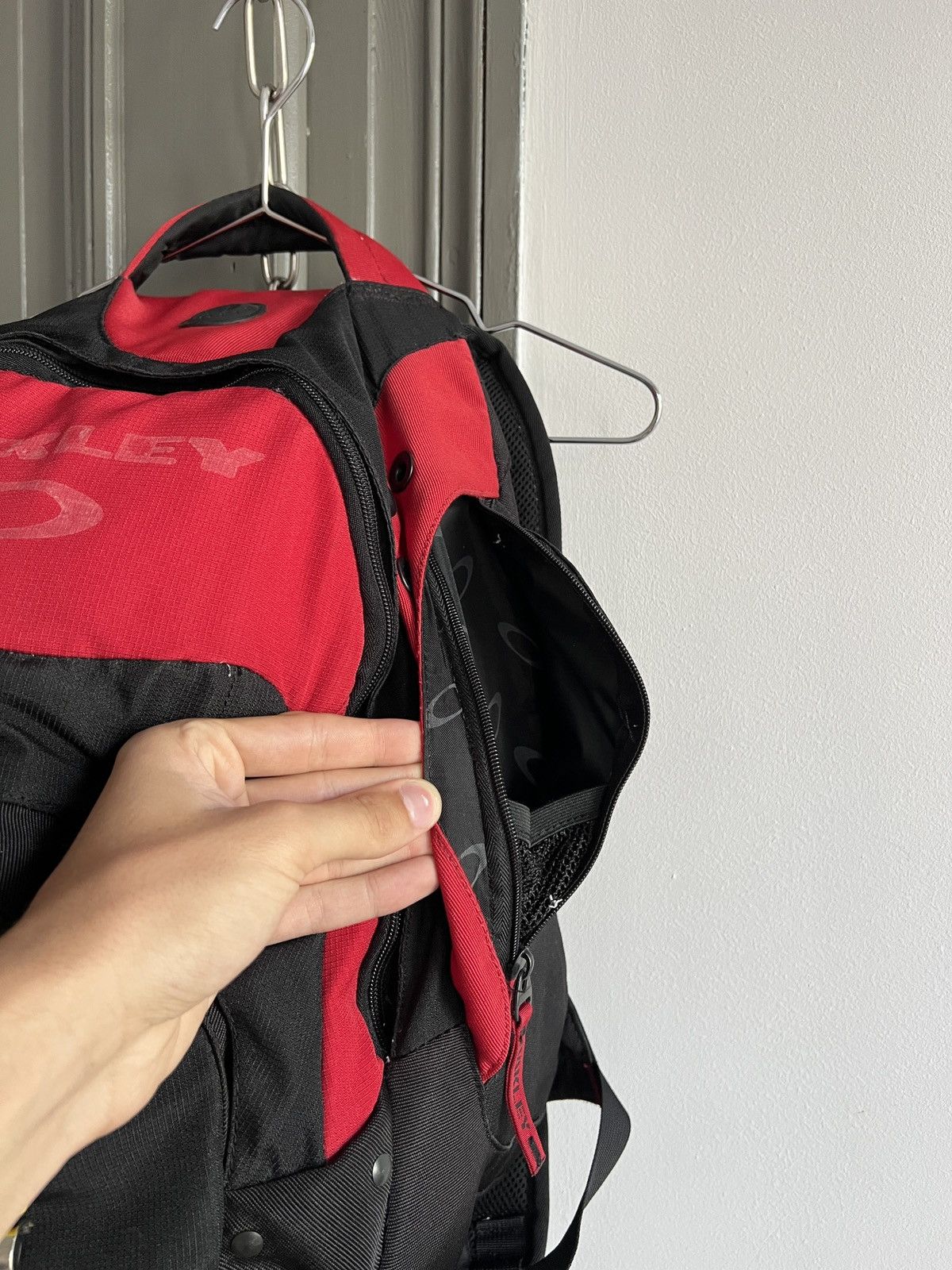 Oakley Oakley Vintage Red Backpack Gorpcore Backpack Size ONE SIZE - 13 Thumbnail