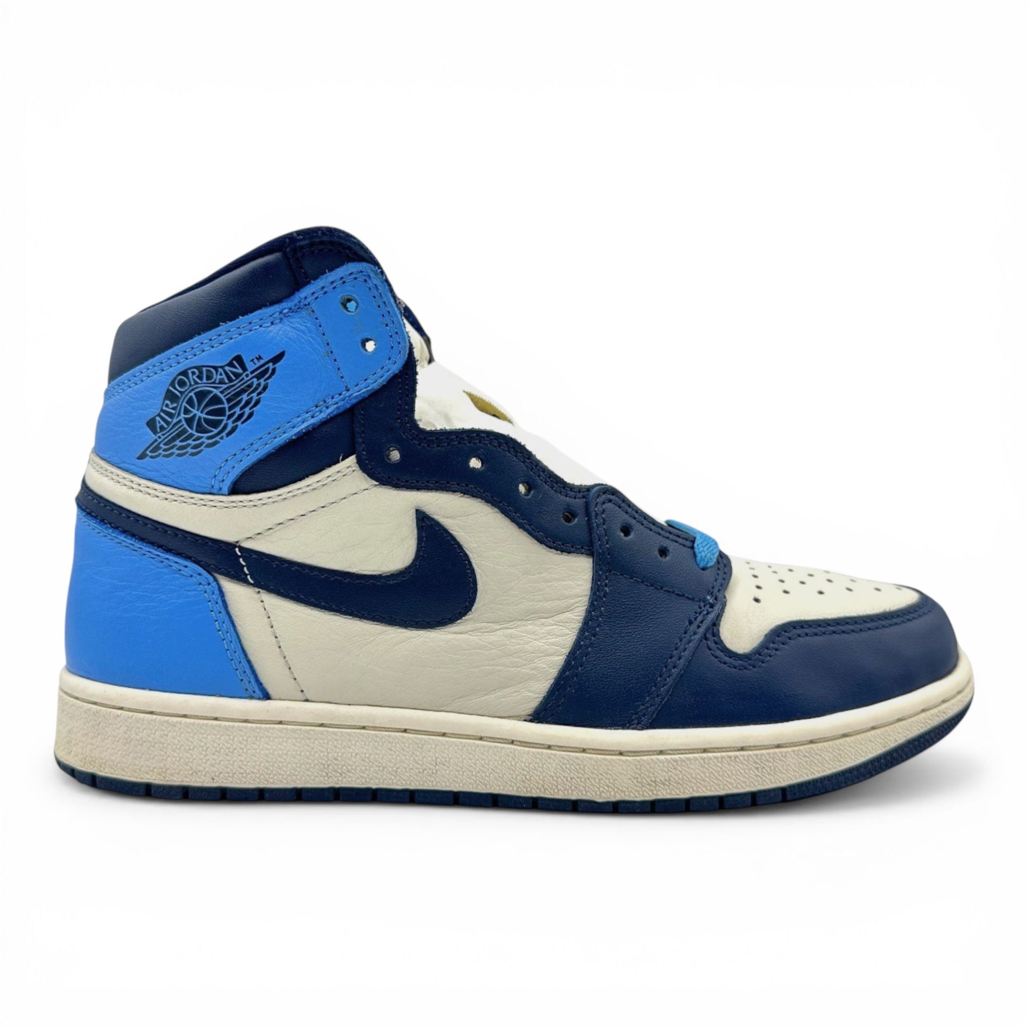 Nike 1 Retro High Obsidian UNC Size US 9.5 / EU 42-43 - 1 Thumbnail