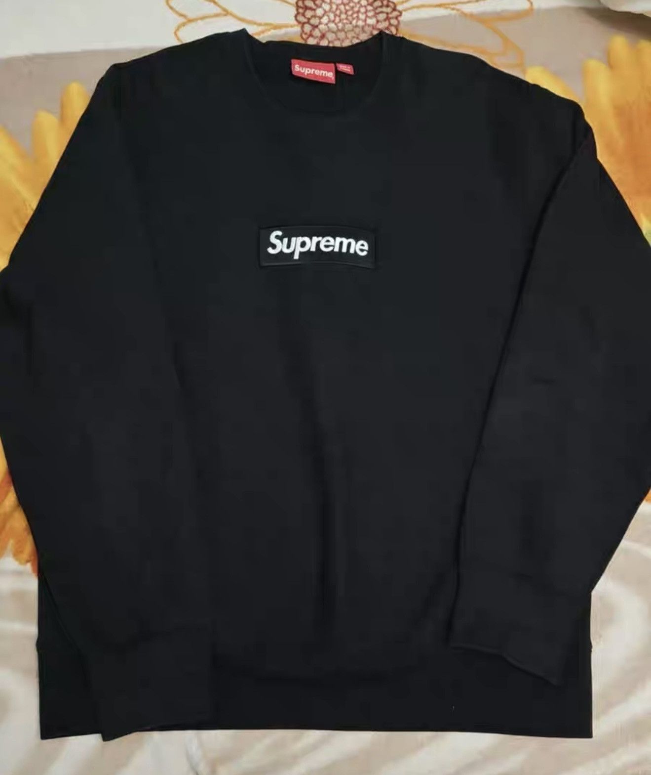 【Supreme】Established Crewneck ブラック 送料無料【se1296r】 586749_00.png.png