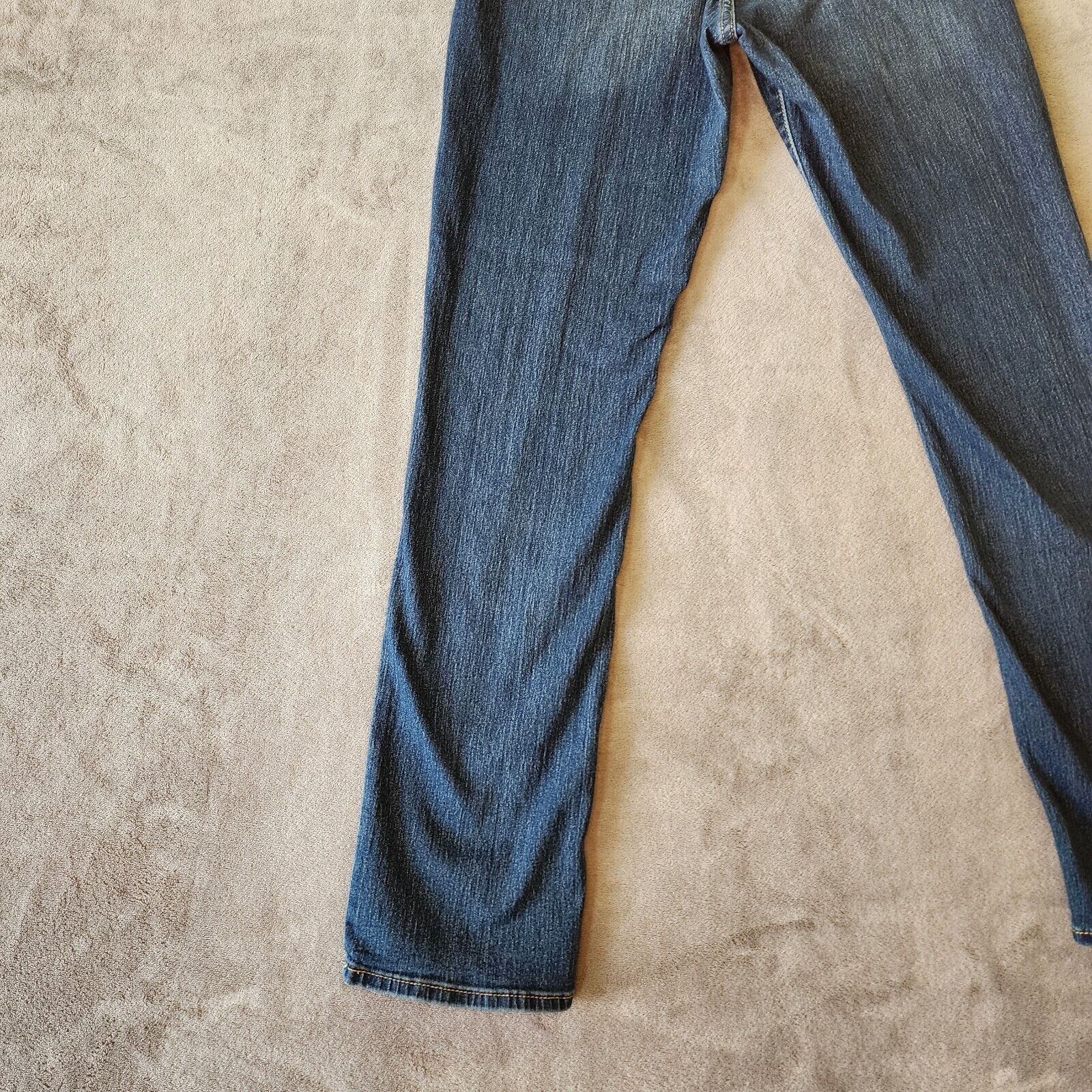 Levi's Levi's Women's 724 High-Rise Street Jeans Size 32x28 Size 32" / US 10 / IT 46 - 14 Thumbnail