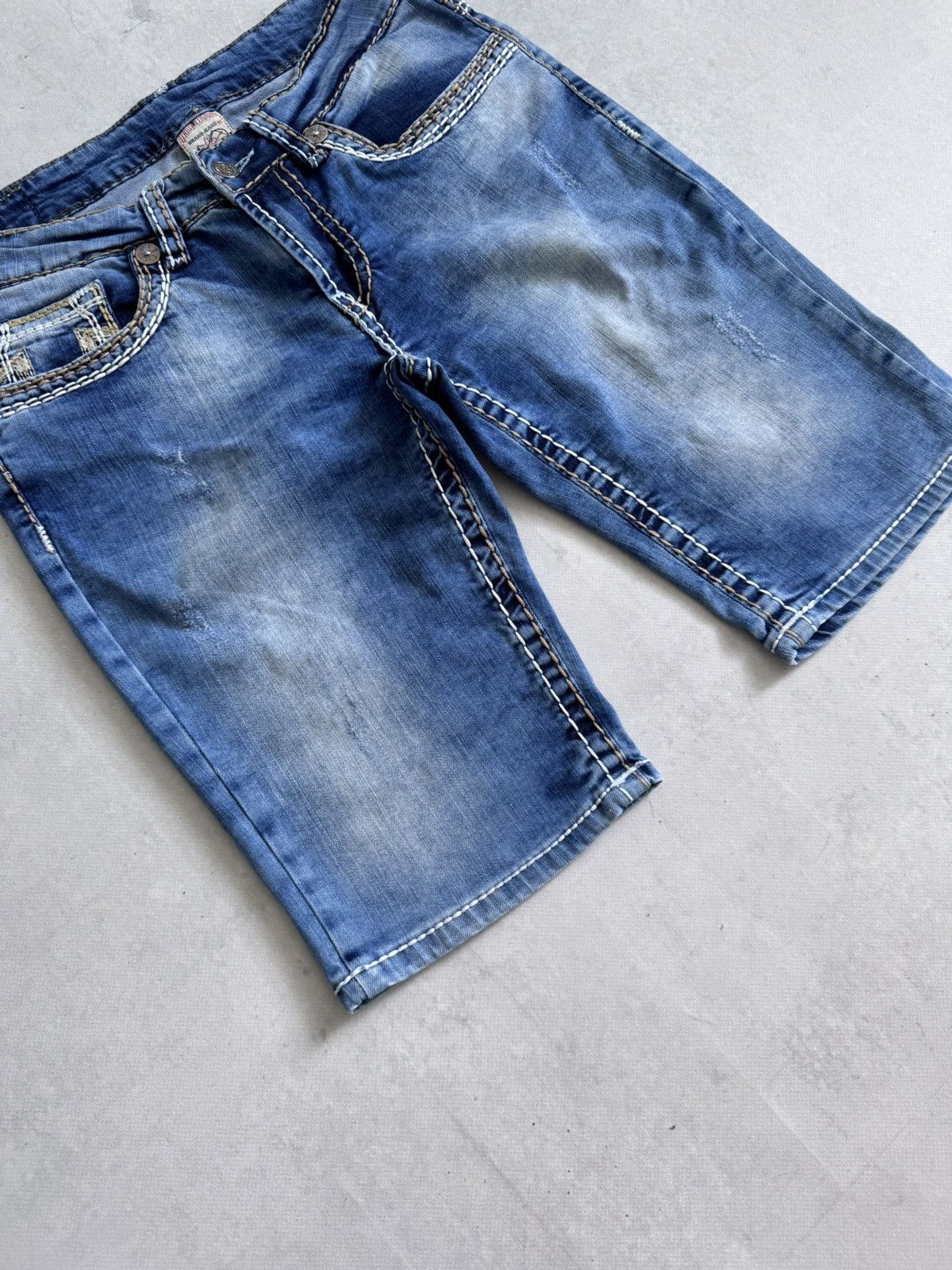 True Religion Vintage True Religion Slim Y2K Denim Unisex U.S.A Shorts Size US 31 - 3 Thumbnail