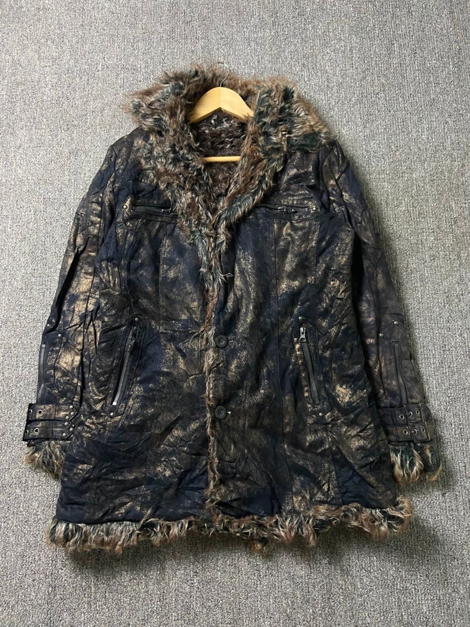 In The Attic In The Attic Distressed Faux Fur Trimmed Jacket (185) Size US L / EU 52-54 / 3 - 1 Thumbnail