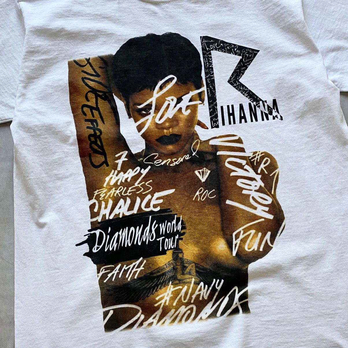 Hysteric Glamour Rihanna Diamond World Tour 2013 Big Logo T-Shirt Tee Y2K Size US L / EU 52-54 / 3 - 2 Thumbnail