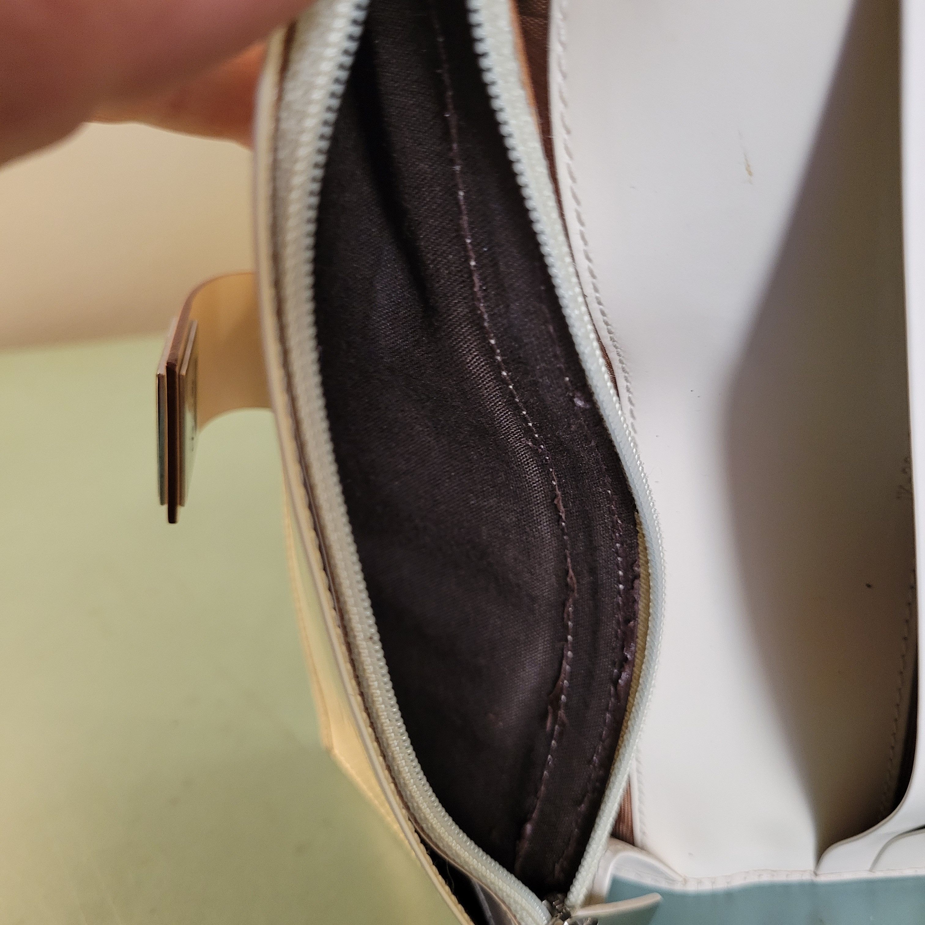 Salvatore Ferragamo Long Canvas and Leather Twist Logo Lock Wallet Size ONE SIZE - 13 Thumbnail