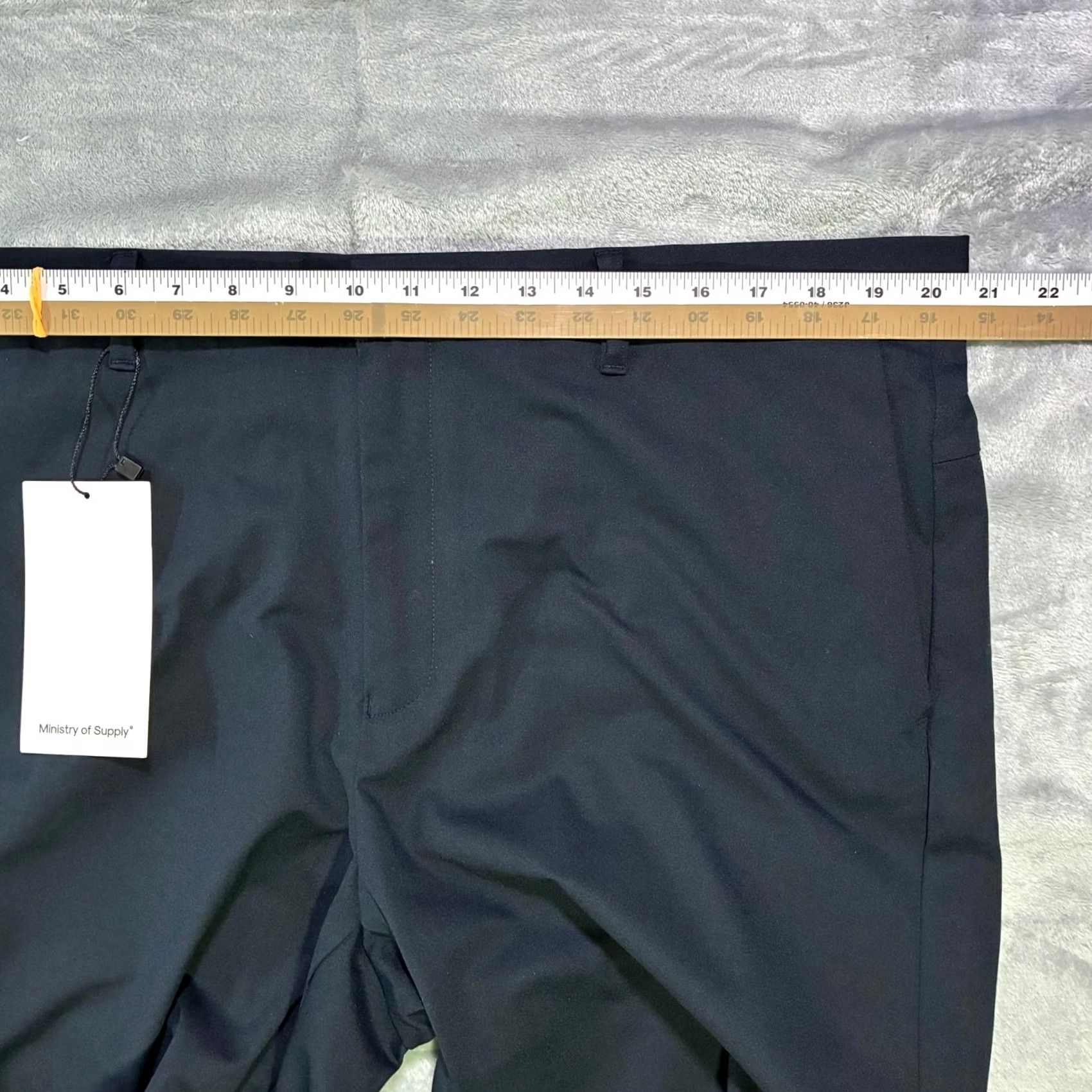 Vintage VINTAGE? no. (Questionable) Size US 40 / EU 56 - 7 Thumbnail