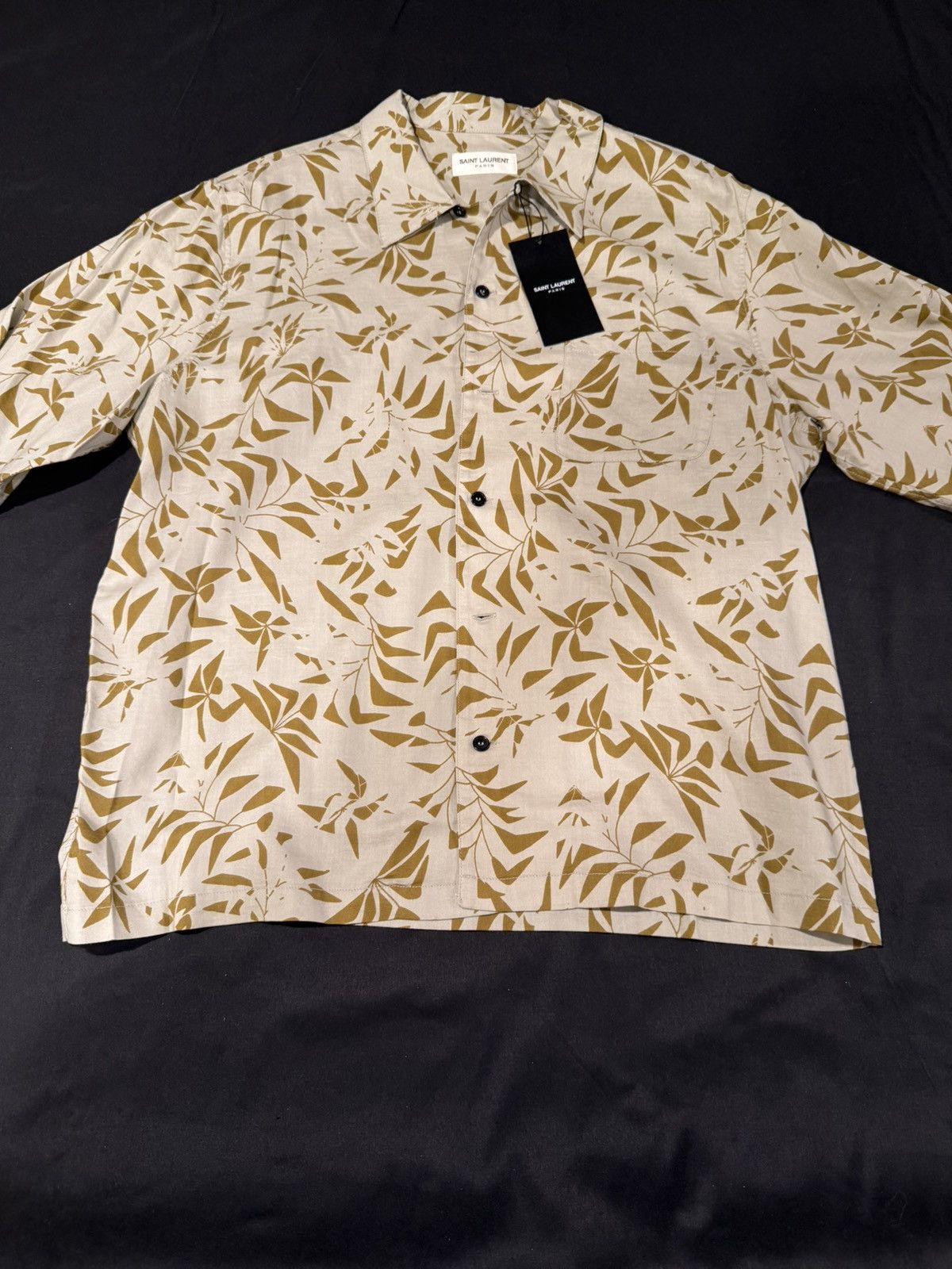 Saint Laurent Paris Saint Laurent men Hawaiian shirt. XL. $890 Size US XL / EU 56 / 4 - 2 Thumbnail