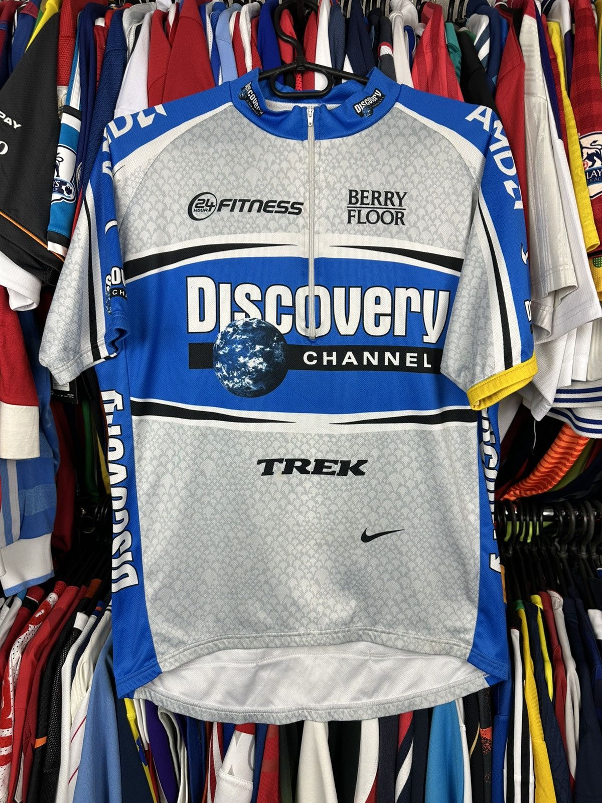 Nike × Vintage 2005 Nike Discovery Channel Lance Armstrong Cycling Jersey Size US L / EU 52-54 / 3 - 1 Thumbnail