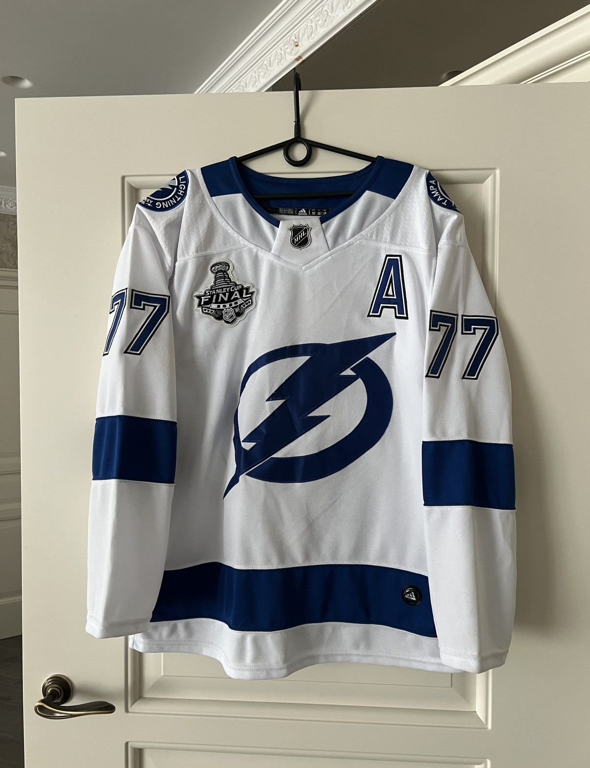 Adidas NHL Tampa Bay Lightning #77 Hedman Jersey