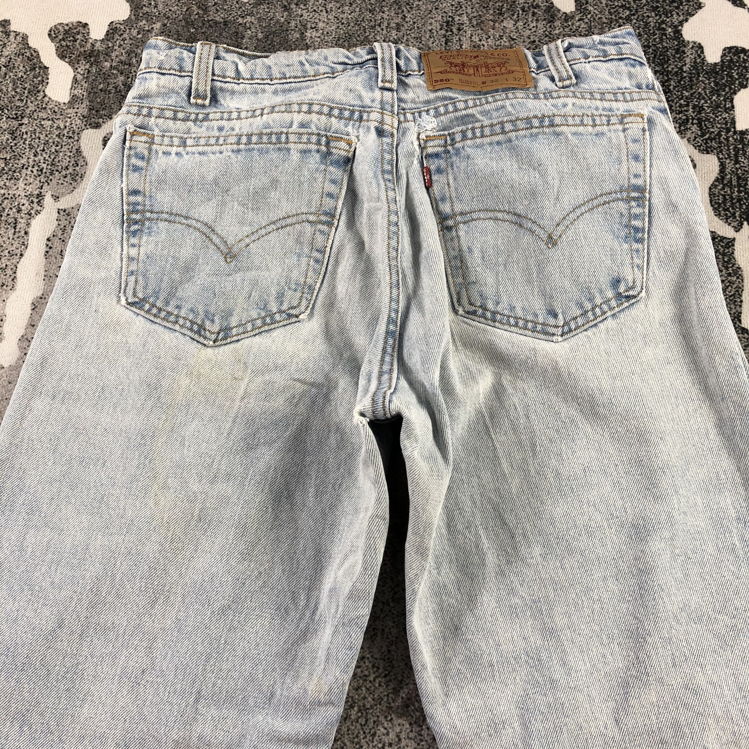 Levi's Vintage 90s Levi's 550 Jeans Lightwash Denim KJ1389 Size US 31 - 4 Thumbnail