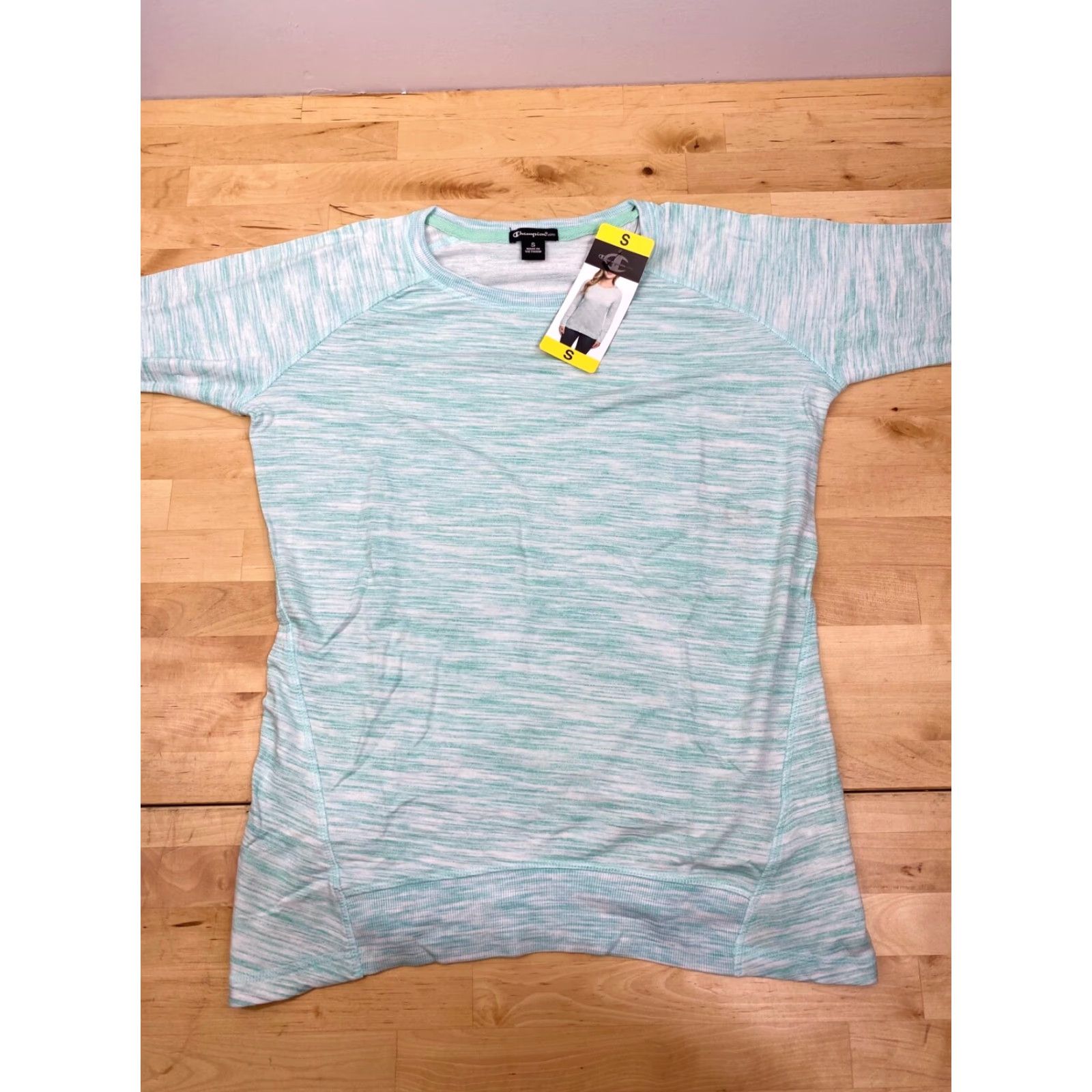 Champion NWT Champion T Shirt Long Sleeve Womens Sea Foam Green Small/ White #3520 Size S / US 4 / IT 40 - 3 Thumbnail