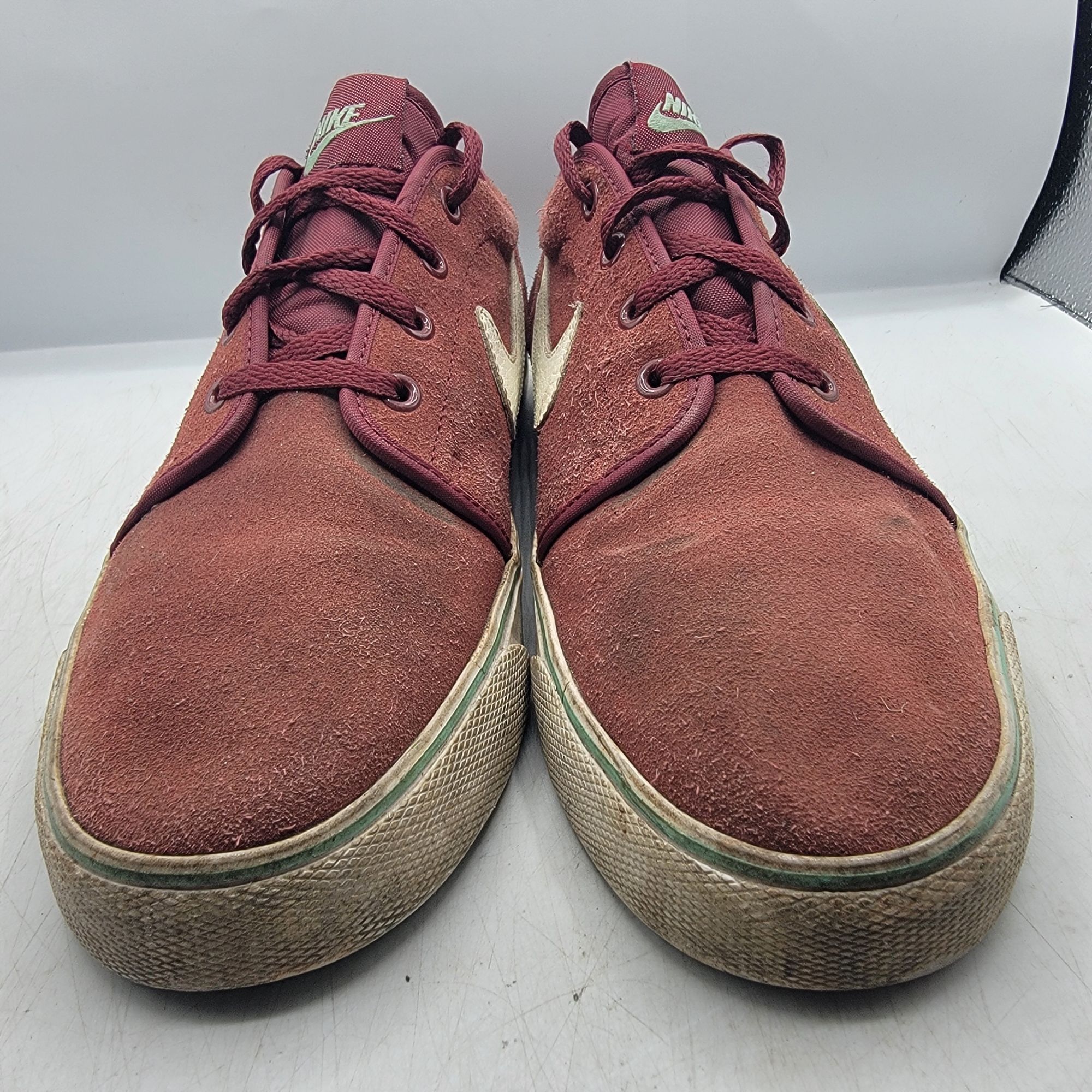 Nike Nike Toki Mens 11.5 Red Sneaker Shoes Walking Skateboarding Size US 11.5 / EU 44-45 - 2 Thumbnail