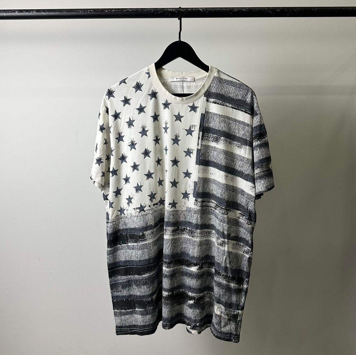 Designer × Givenchy GIVENCHY “AMERICAN FLAG “ T SHIRT Size US M / EU 48-50 / 2 - 1 Thumbnail