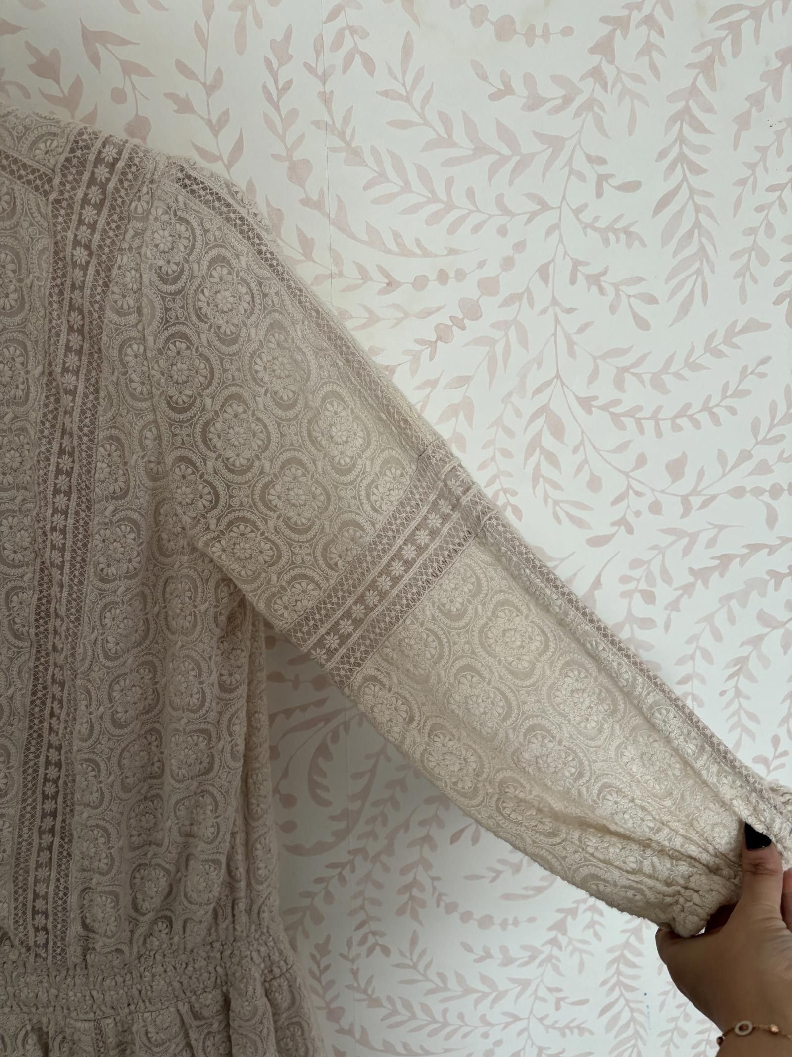 Designer EUC Alice + Olivia Stylish Cream Dress with Embroidery Size XL / US 12-14 / IT 48-50 - 6 Thumbnail