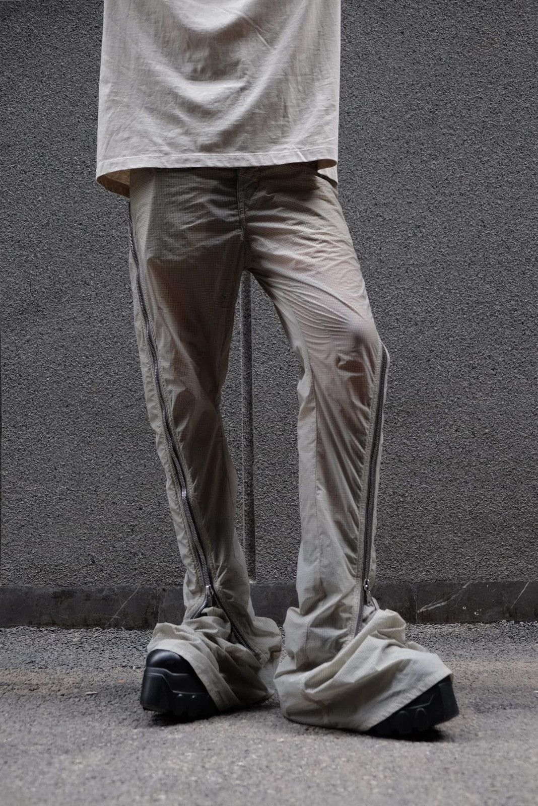 Rick Owens Rick Owens Bolan Banana Pants Size US 29 - 1 Thumbnail